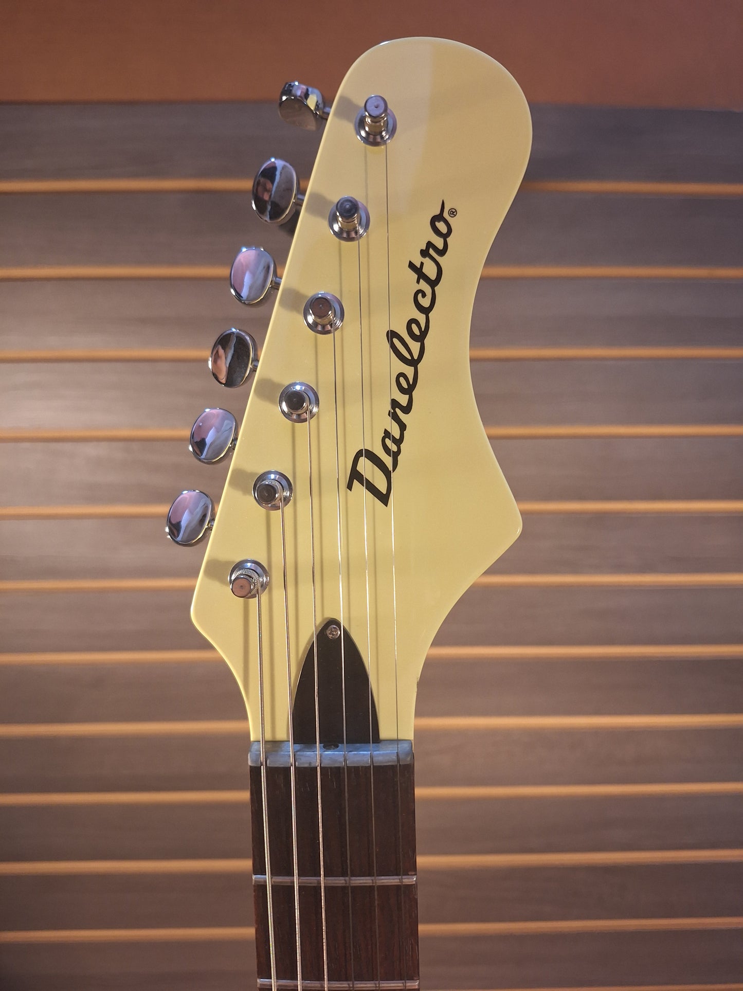 Danelectro '67 DANO Yellow Electric Guitar