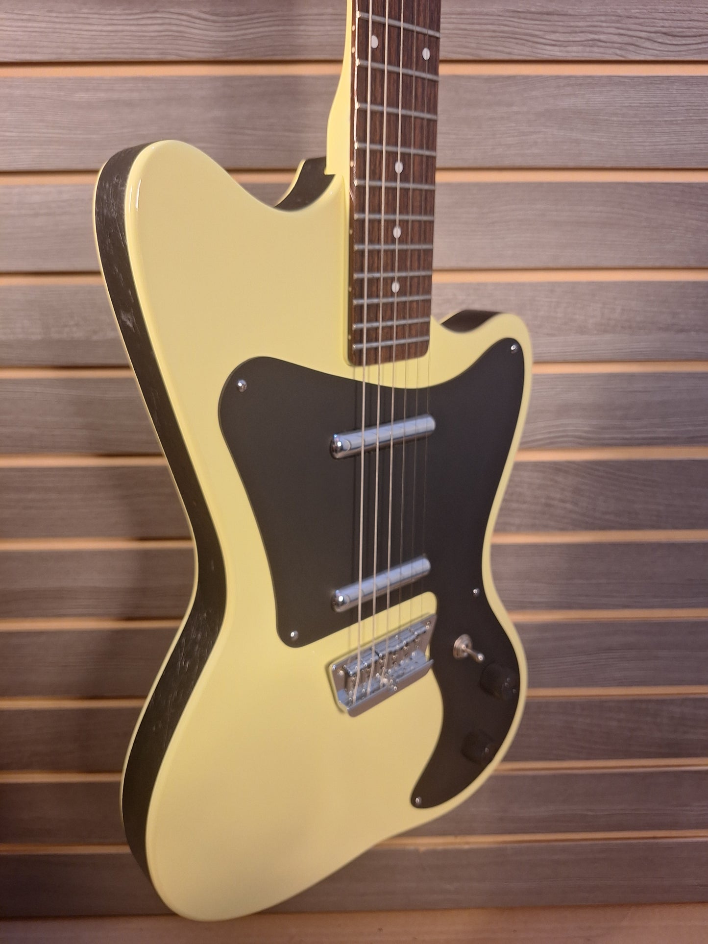 Danelectro '67 DANO Yellow Electric Guitar
