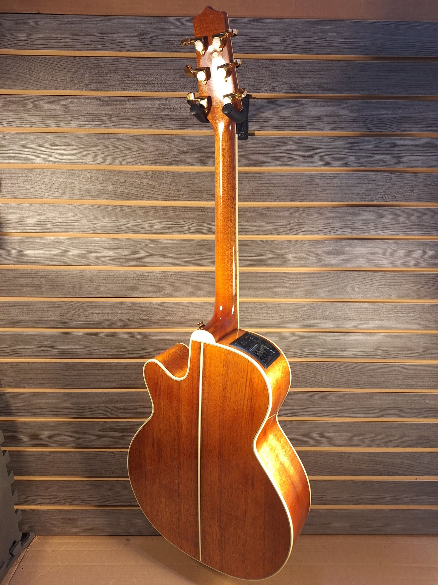 Takamine EF508 KC Acoustic Electric Guitar With Case
