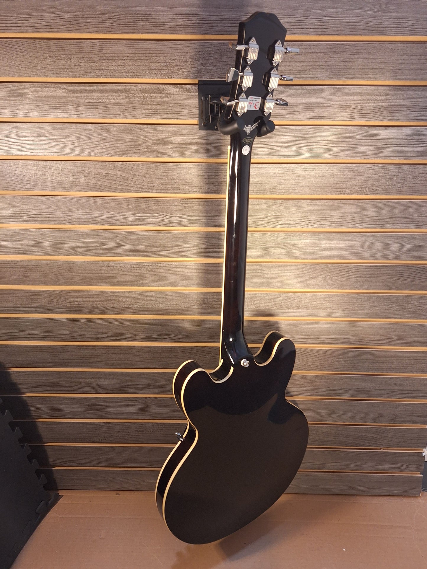 Epiphone Jim James ES-335 Signature Semi-hollow Electric Guitar /Seventies Walnut With Hardshell Case
