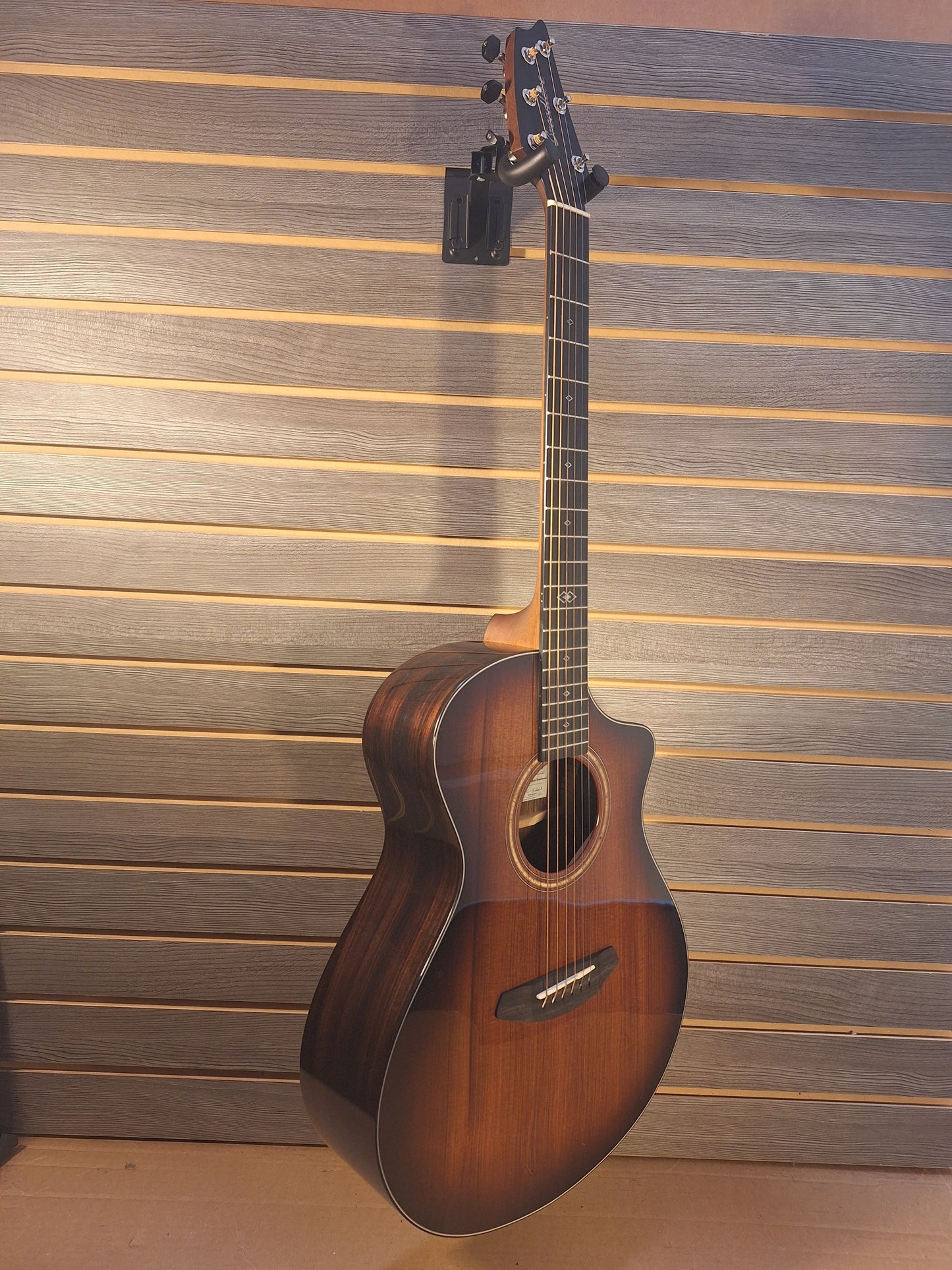 Breedlove Premier Concert Edgeburst CE Redwood-EI Rosewood