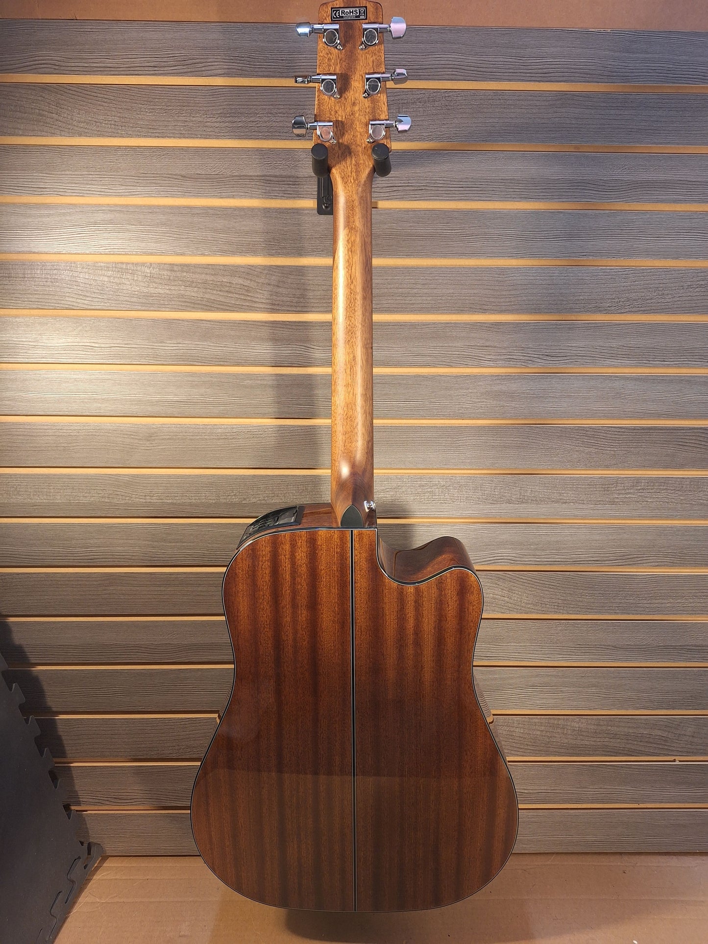 Takamine GD30CE NAT Acoustic Electric Guitar (lefty)