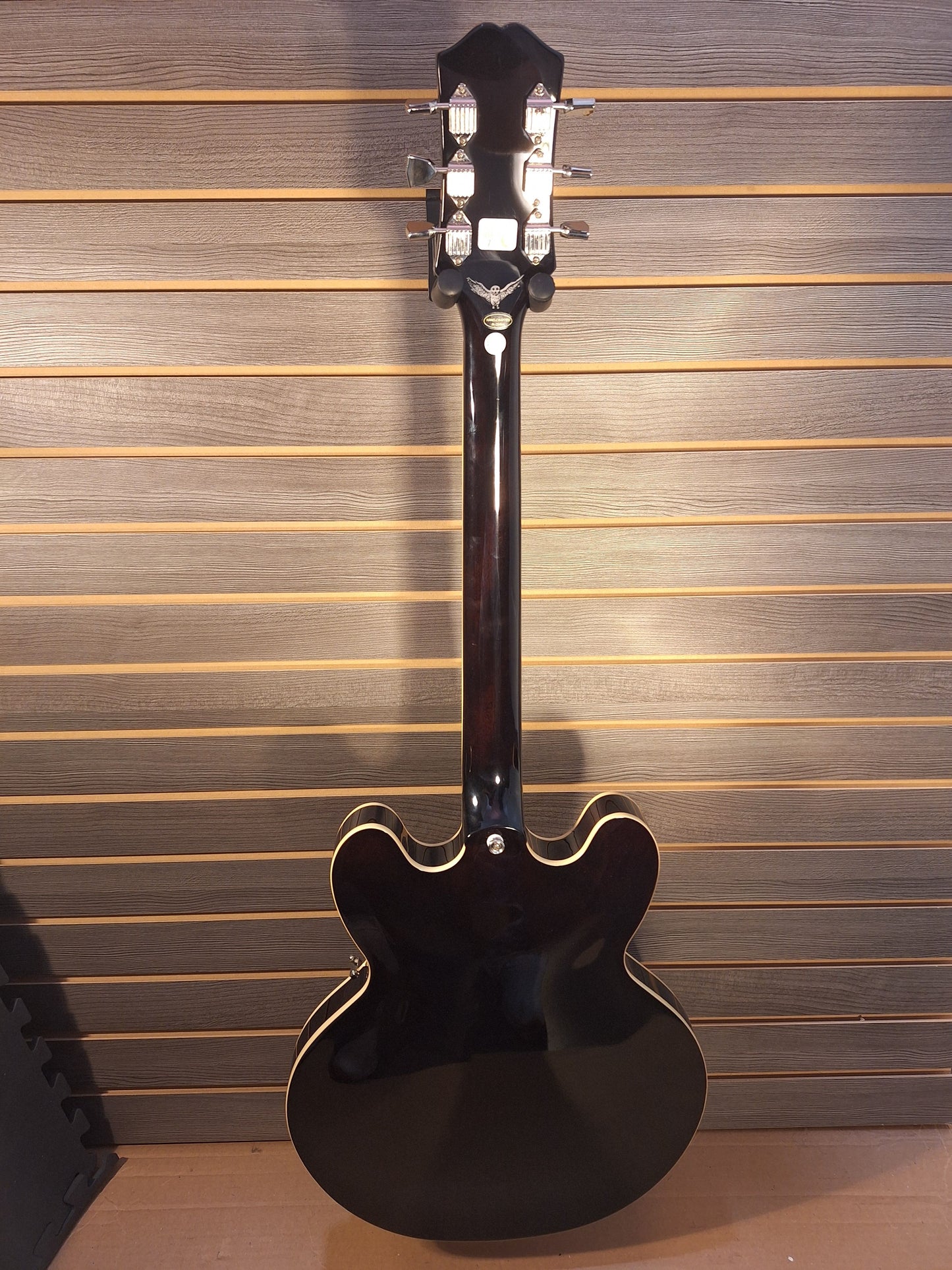 Epiphone Jim James ES-335 Signature Semi-hollow Electric Guitar /Seventies Walnut With Hardshell Case