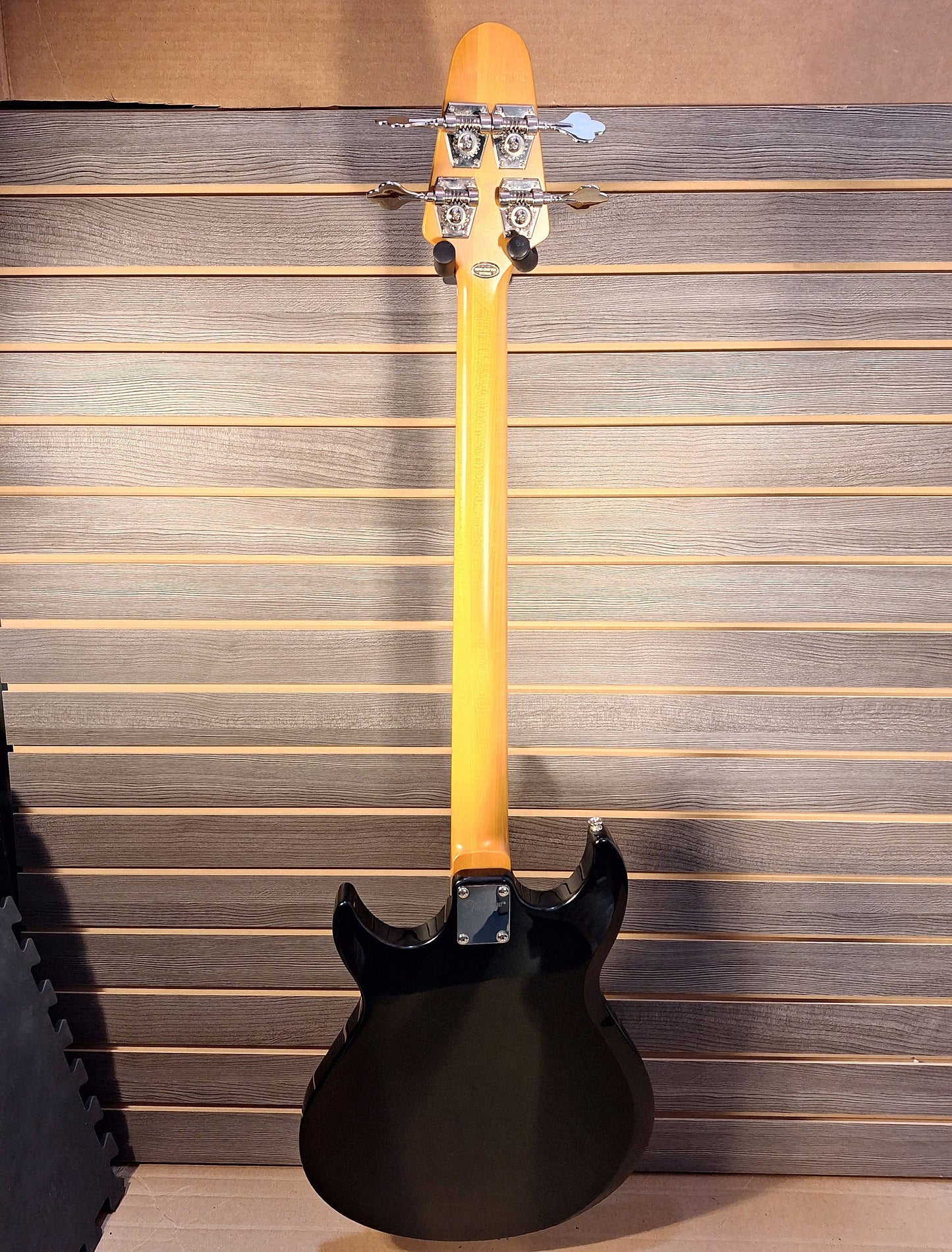 Epiphone Grabber Bass Black With Premium Gig Bag