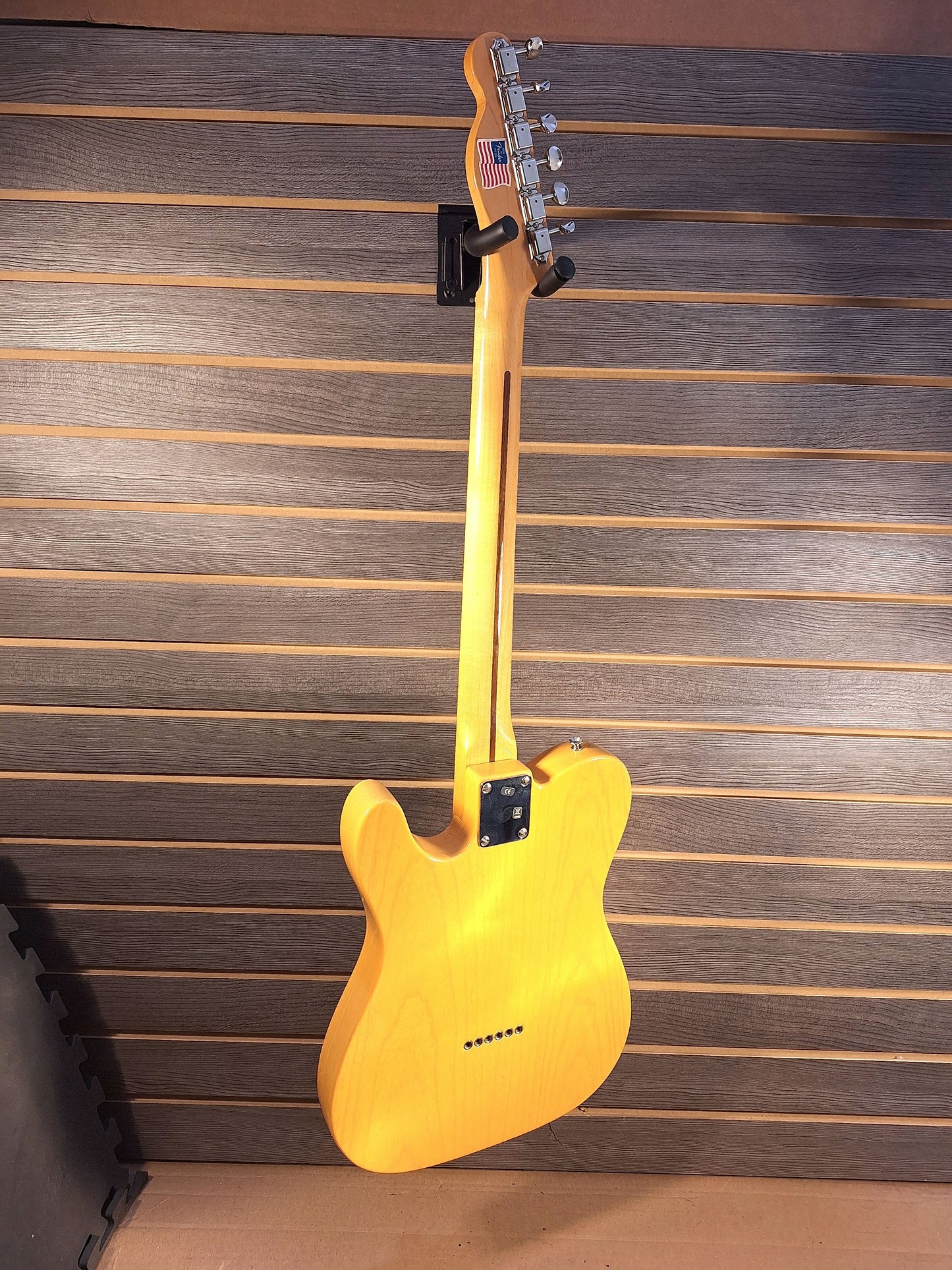 Previously Owned Fender '52 Reissued Tele Butterscotch Blonde With Hard Case