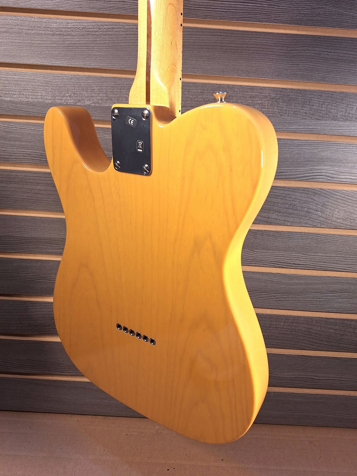 Previously Owned Fender '52 Reissued Tele Butterscotch Blonde With Hard Case