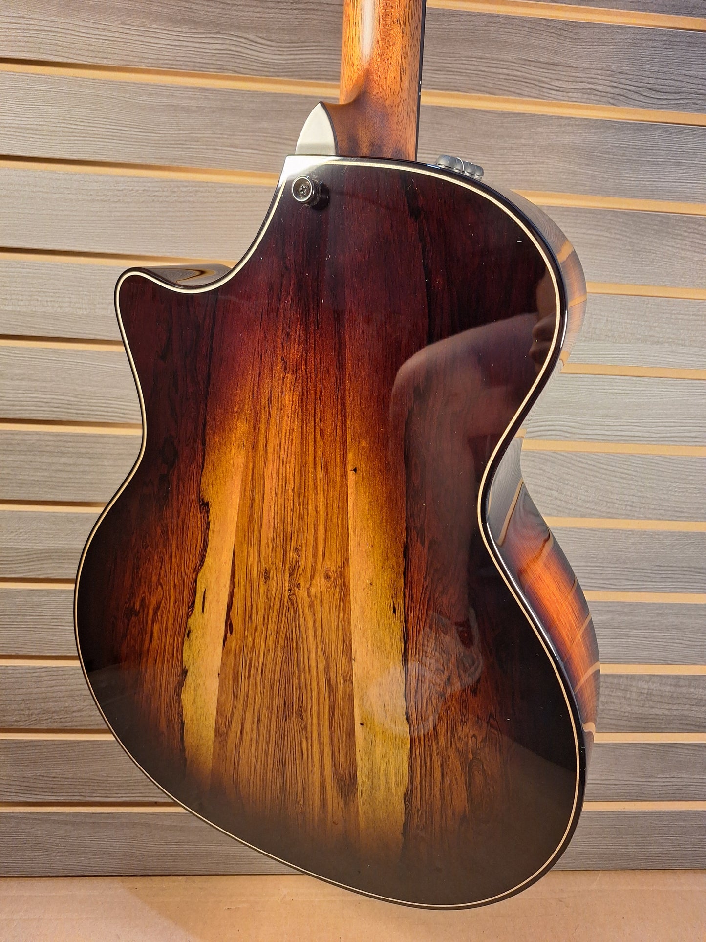 Taylor Builder's Edition 814ce Acoustic Electric Guitar With Hard Case