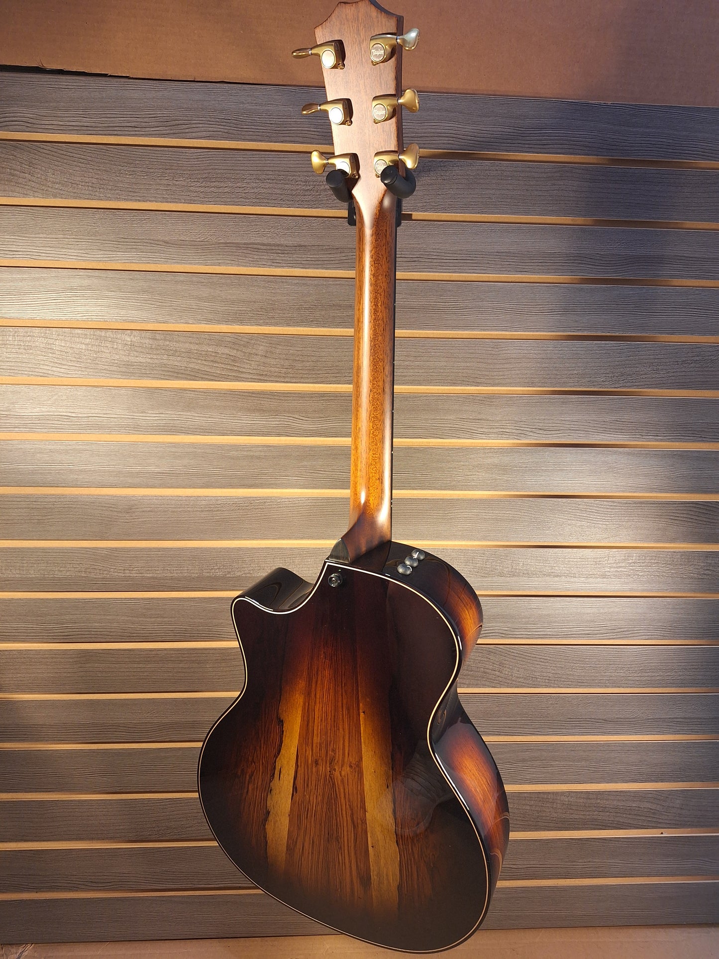 Taylor Builder's Edition 814ce Acoustic Electric Guitar With Hard Case