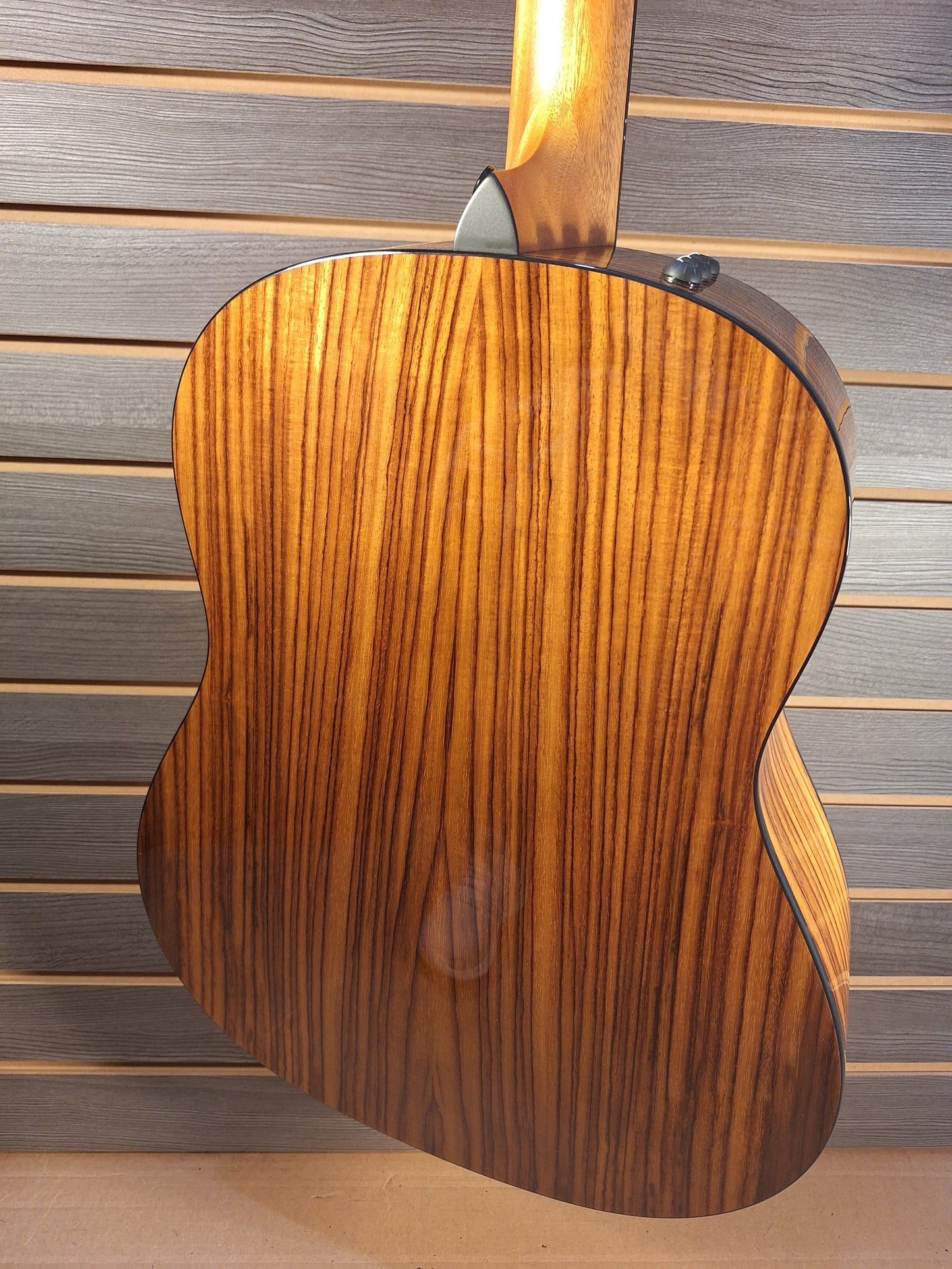 Taylor 217e-SB Plus Acoustic/Electric Guitar