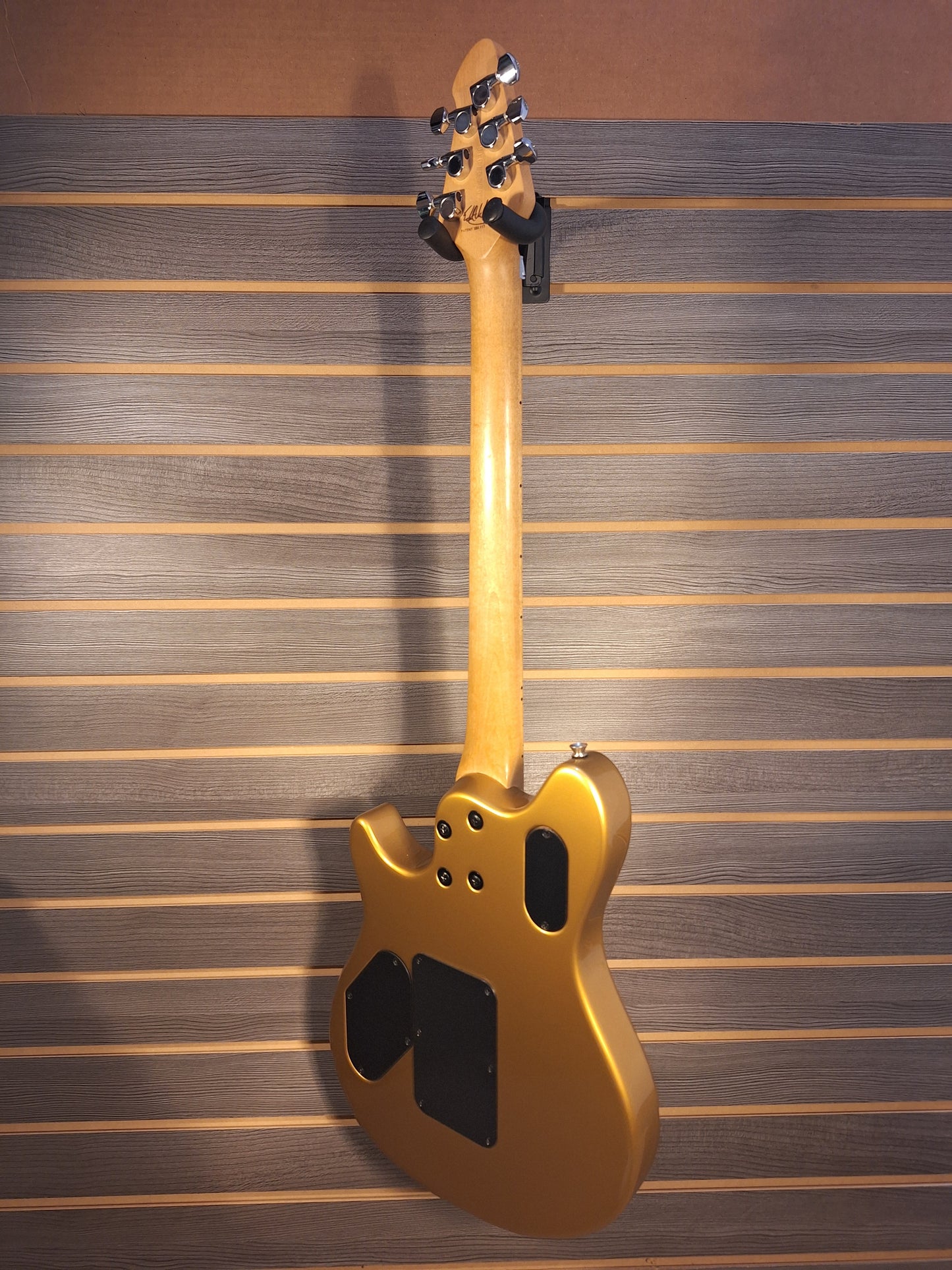 USA Late 1990s Peavey Wolfgang Special With Hard Case Solid Vintage Gold