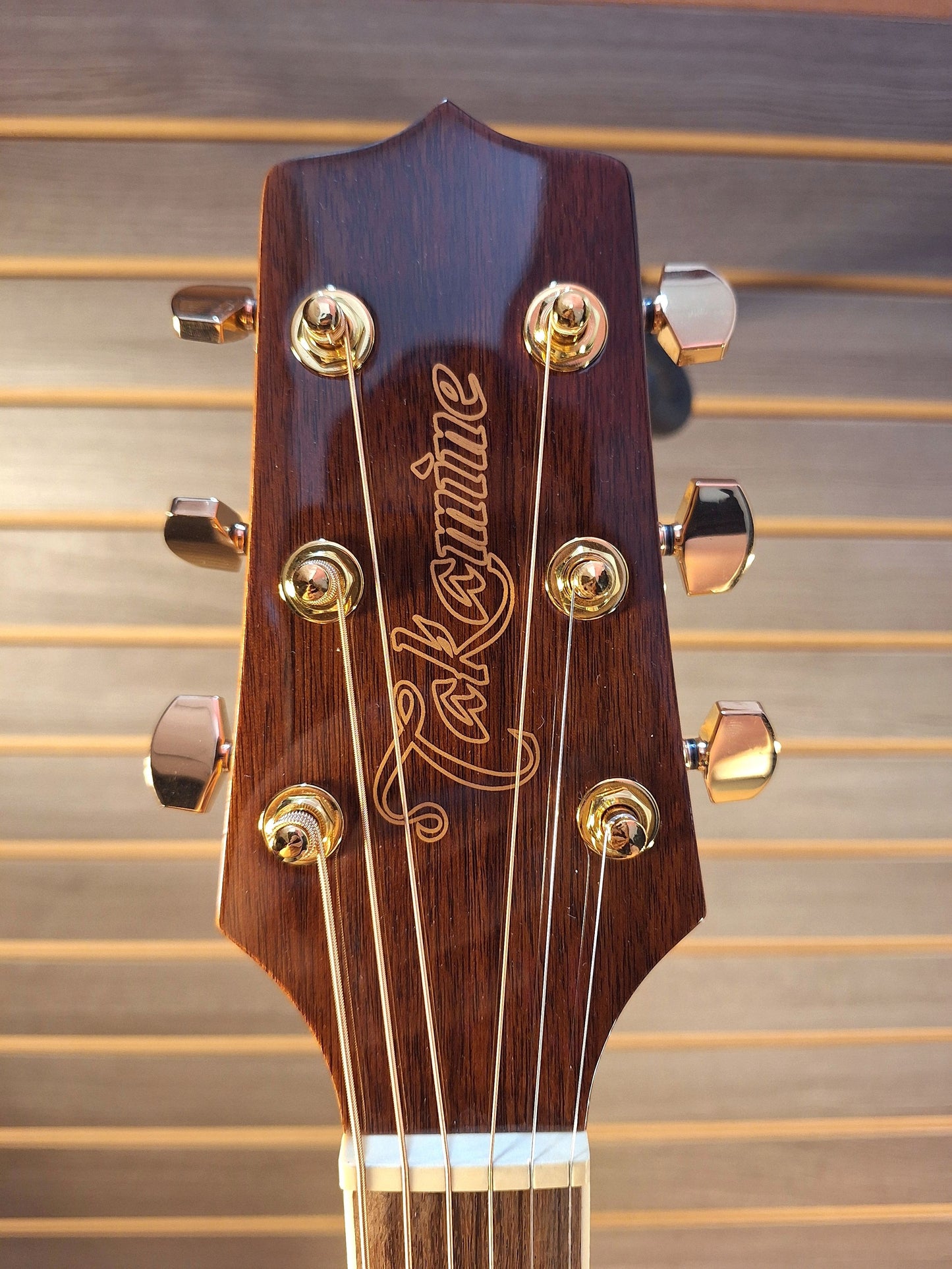 Takamine GN77KCE NAT Acoustic Electric Guitar