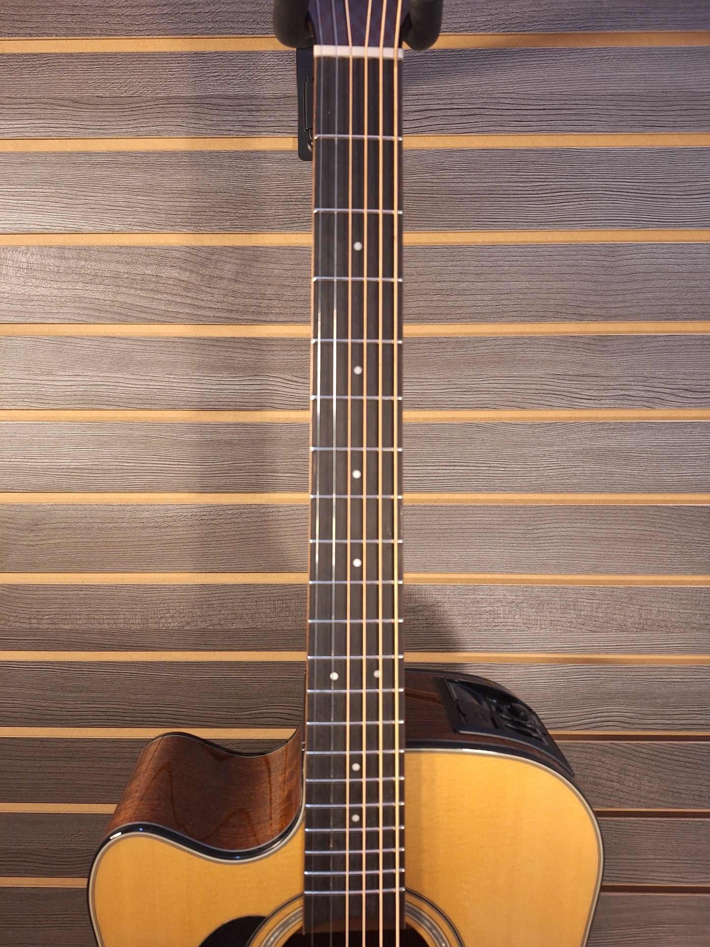Takamine GD30CE NAT Acoustic Electric Guitar (lefty)