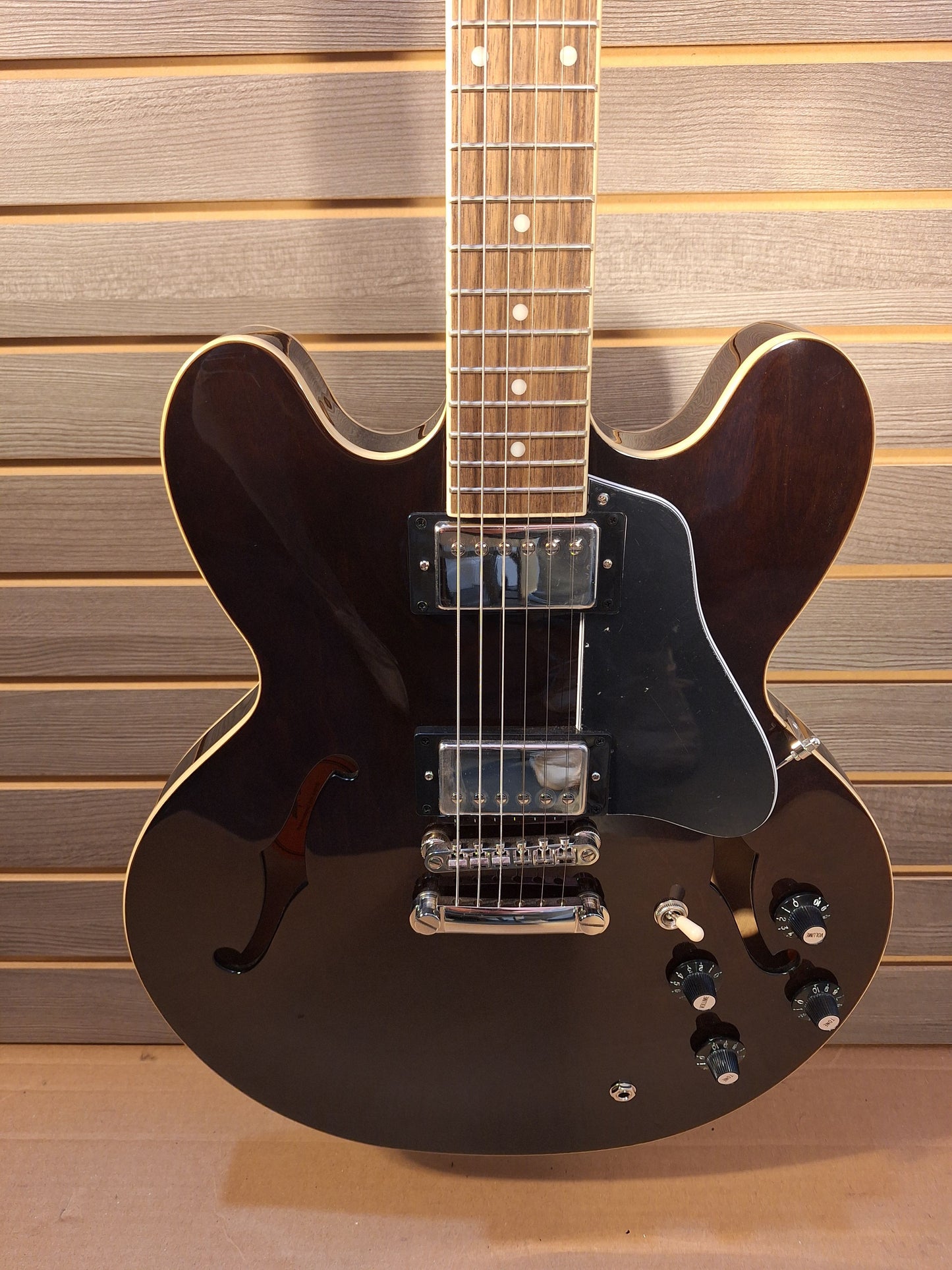 Epiphone Jim James ES-335 Signature Semi-hollow Electric Guitar /Seventies Walnut With Hardshell Case