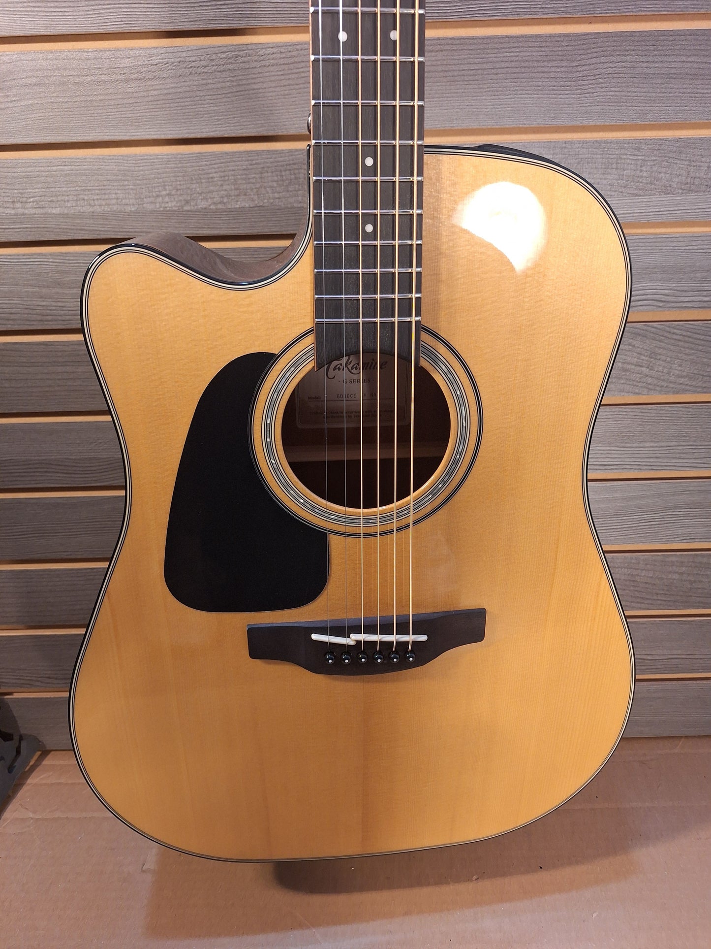 Takamine GD30CE NAT Acoustic Electric Guitar (lefty)