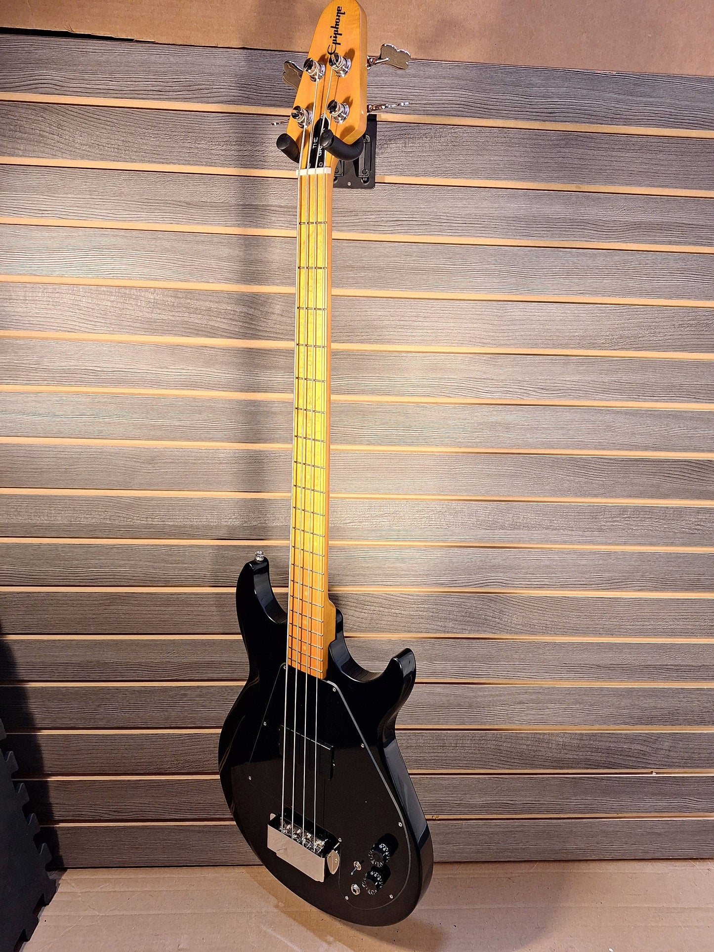 Epiphone Grabber Bass Black With Premium Gig Bag