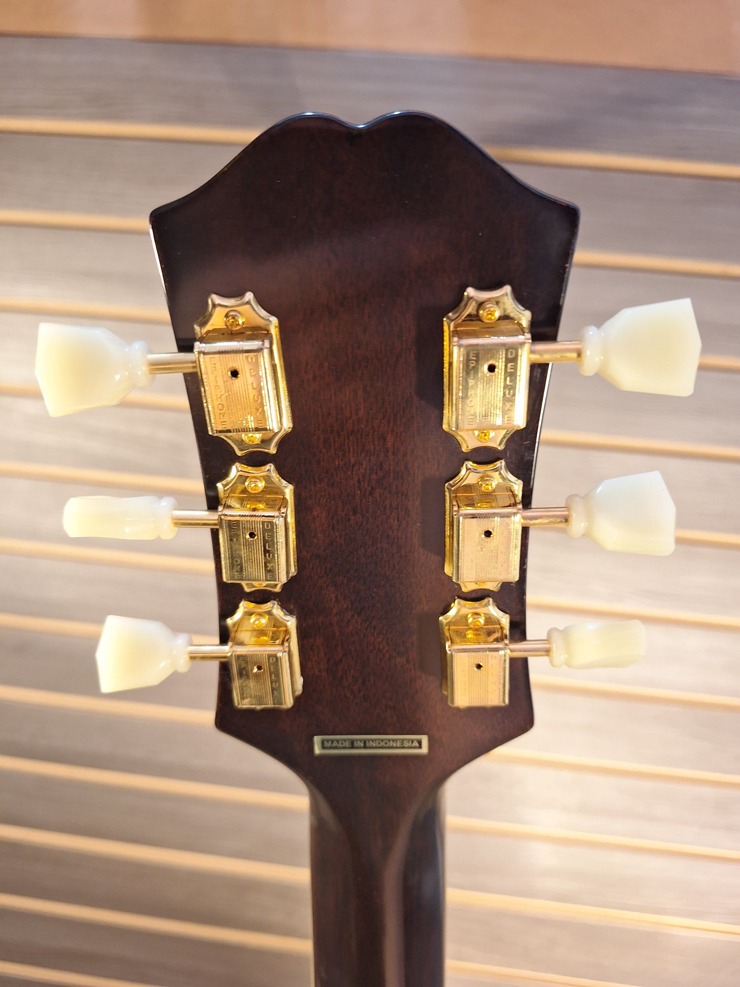 Epiphone Hummingbird Aged Natural Gloss (4)