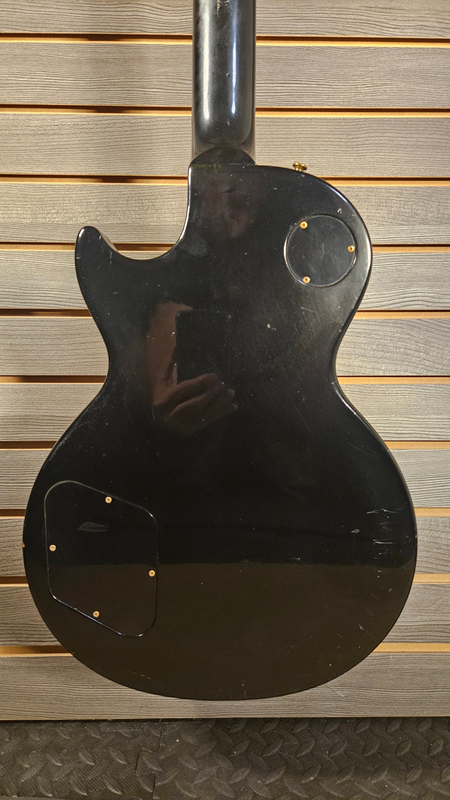 Used Gibson Les Paul Studio With Hardcase USA