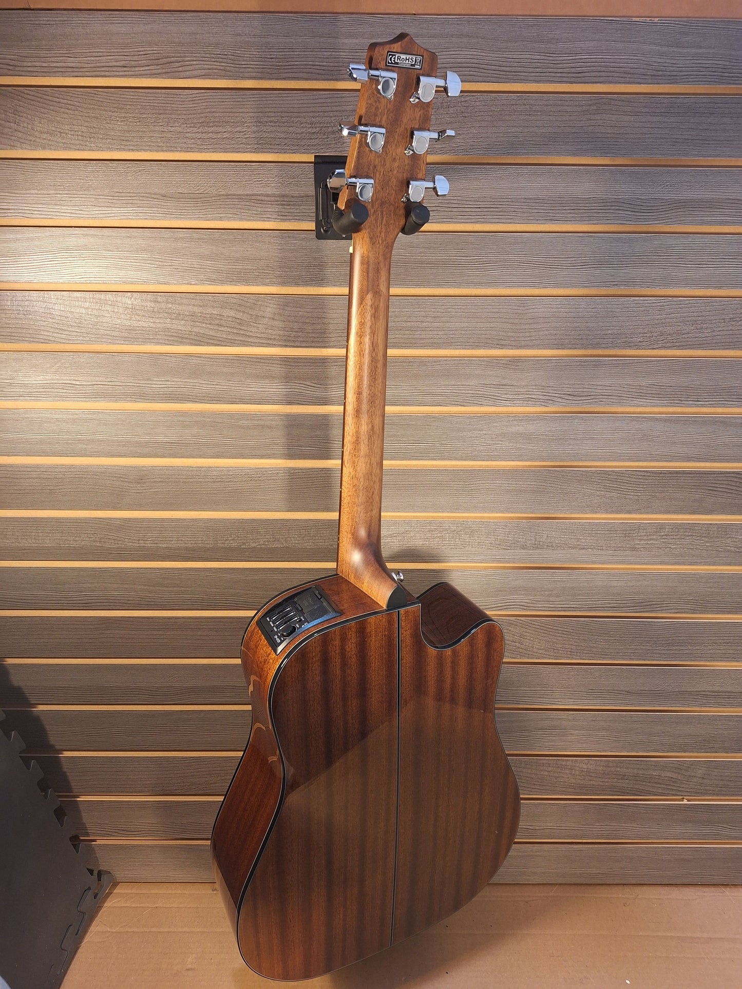 Takamine GD30CE NAT Acoustic Electric Guitar (lefty)