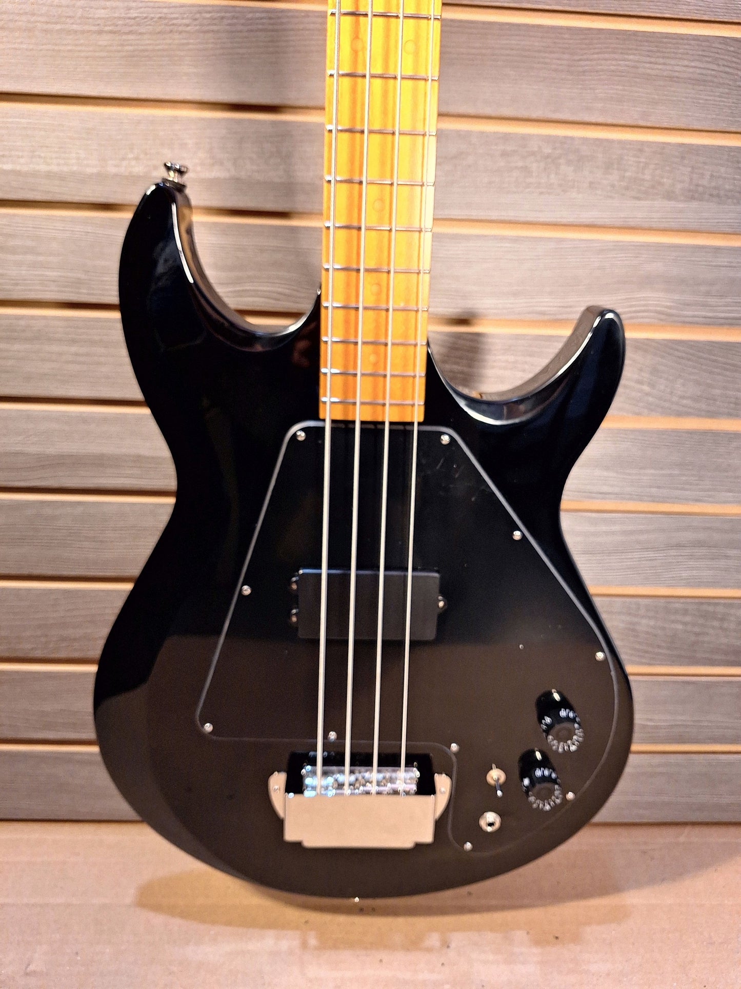 Epiphone Grabber Bass Black With Premium Gig Bag