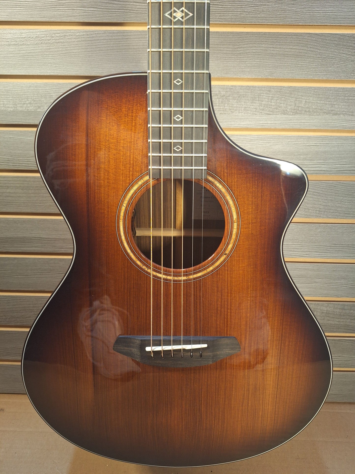 Breedlove Premier Concert Edgeburst CE Redwood-EI Rosewood