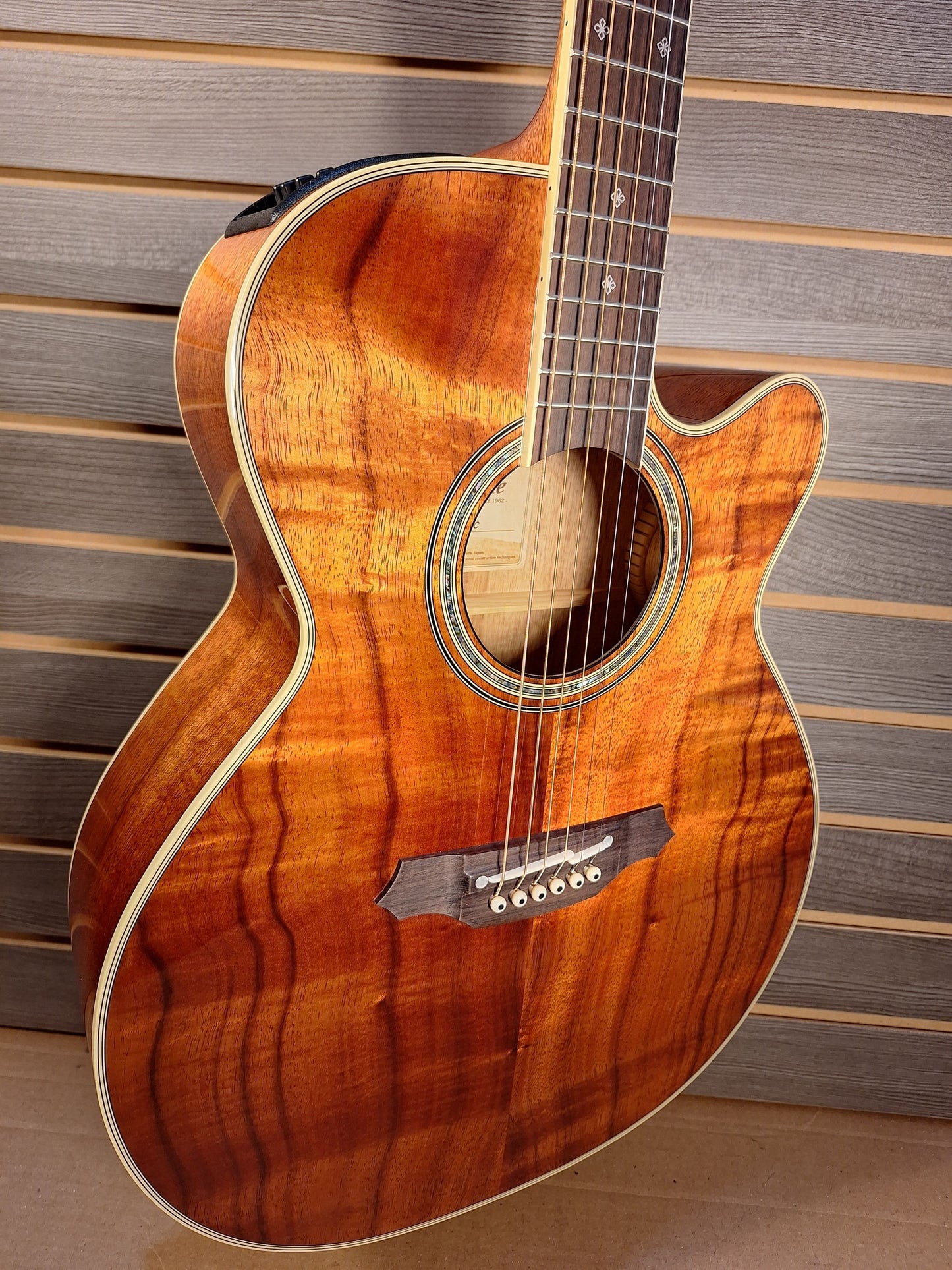 Takamine EF508 KC Acoustic Electric Guitar With Case