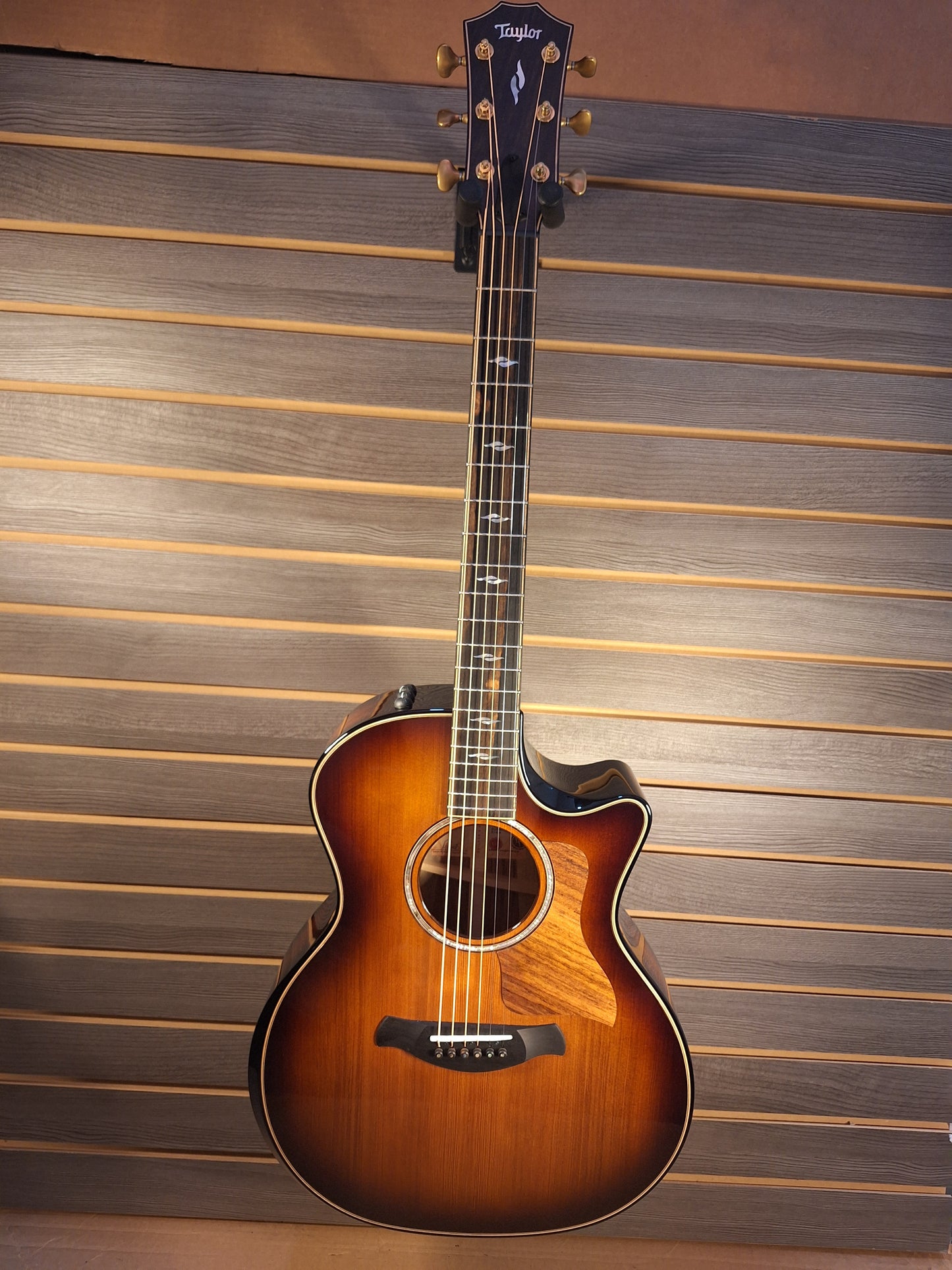 Taylor Builder's Edition 814ce Acoustic Electric Guitar With Hard Case