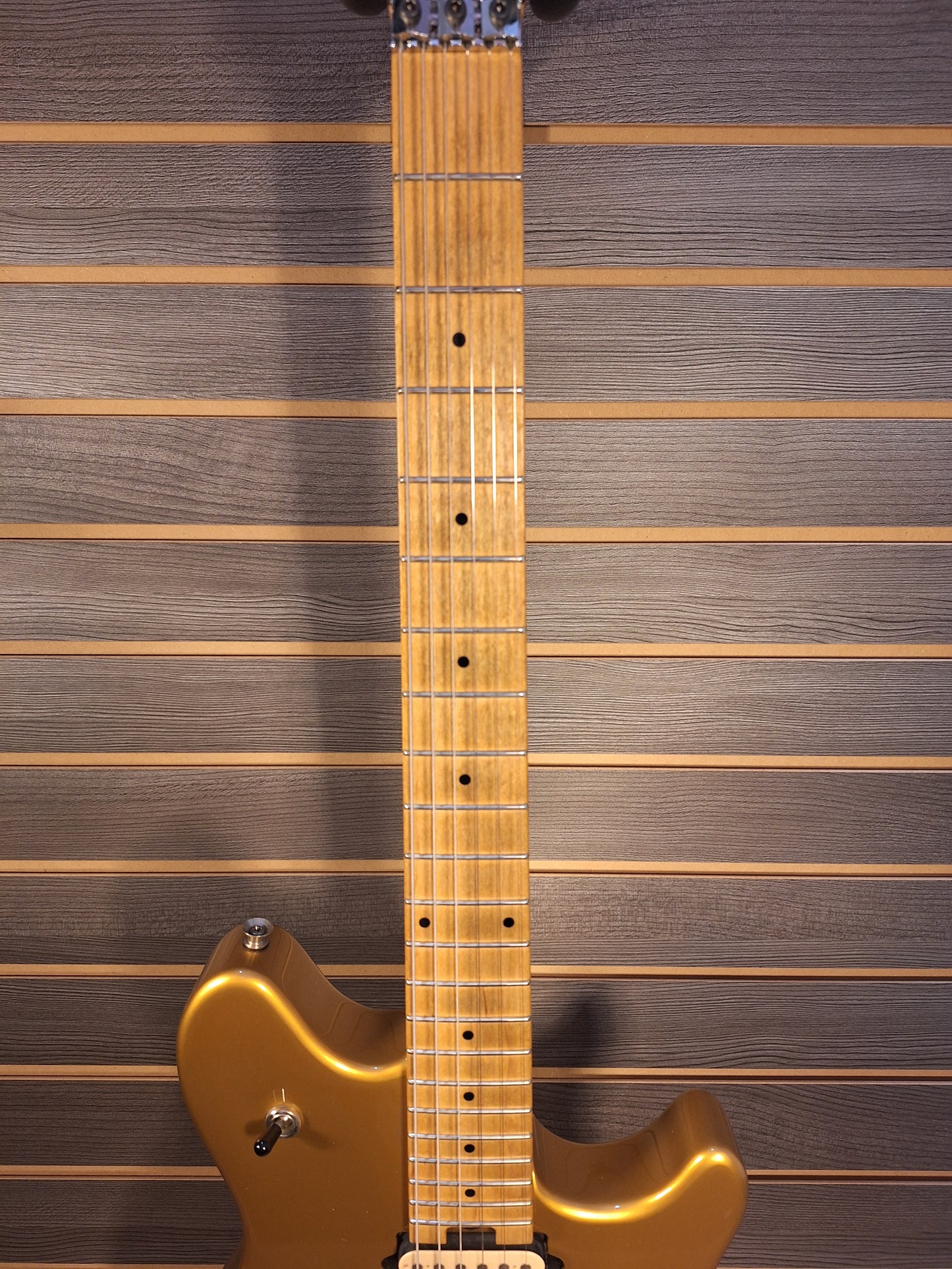 USA Late 1990s Peavey Wolfgang Special With Hard Case Solid Vintage Gold