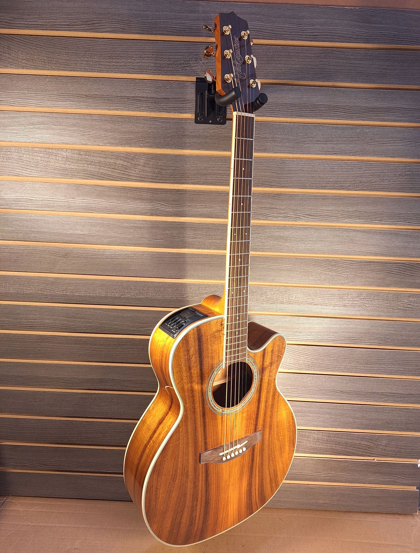 Takamine GN77KCE NAT Acoustic Electric Guitar