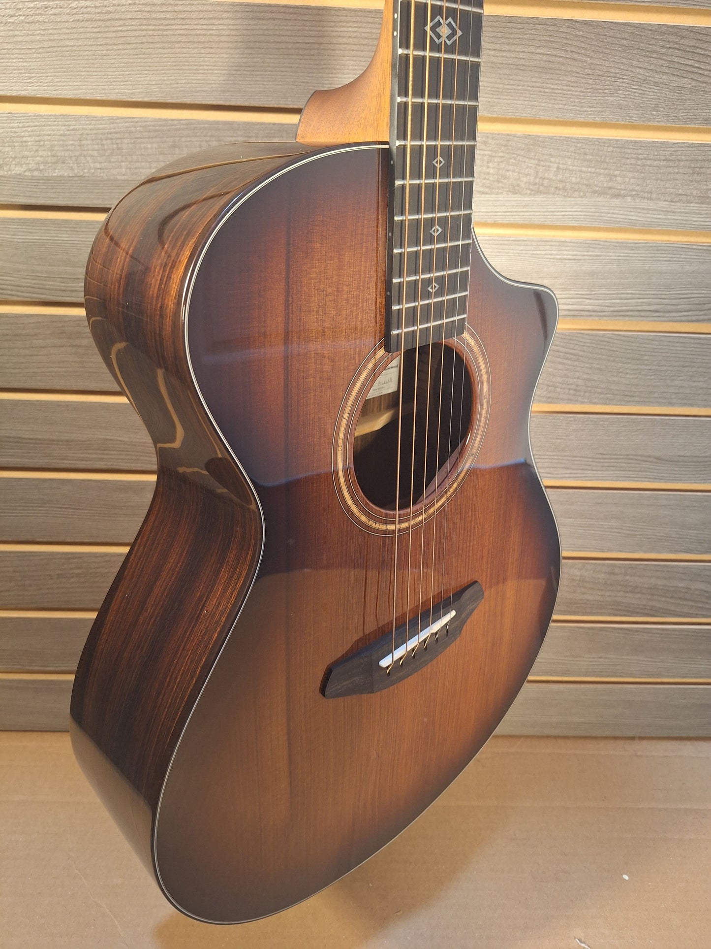 Breedlove Premier Concert Edgeburst CE Redwood-EI Rosewood