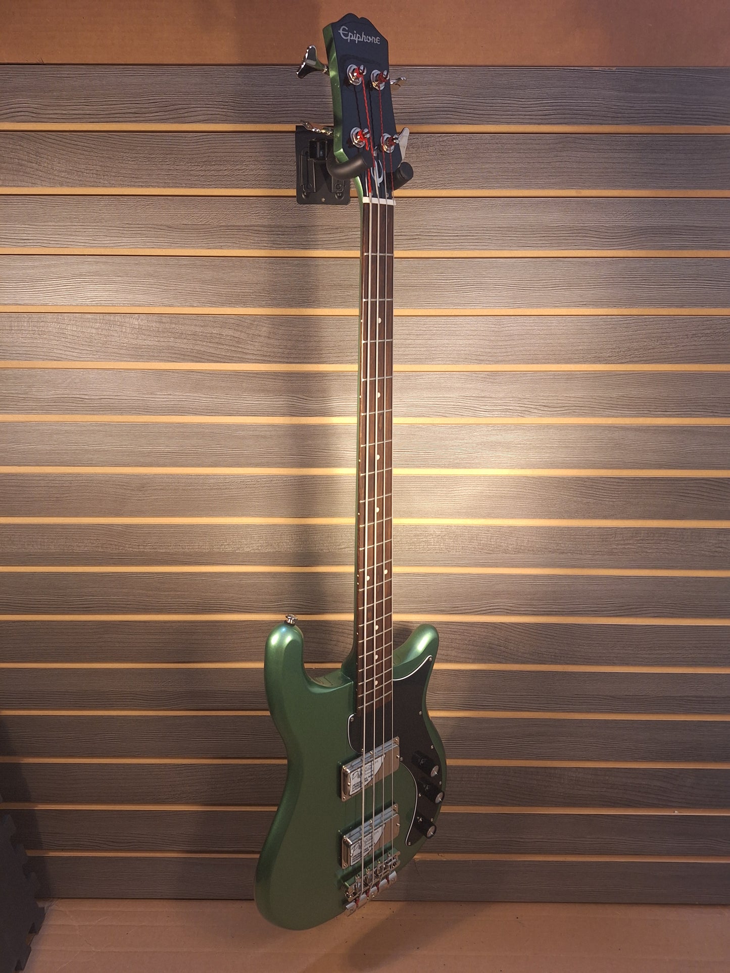 Epiphone Embassy Bass Guitar Wanderlust Green Metallic
