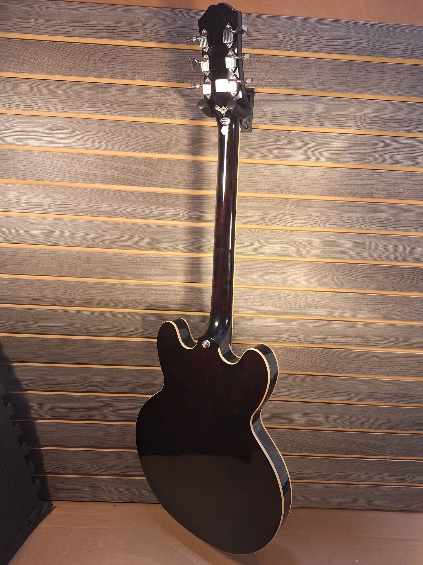 Epiphone Jim James ES-335 Signature Semi-hollow Electric Guitar /Seventies Walnut With Hardshell Case