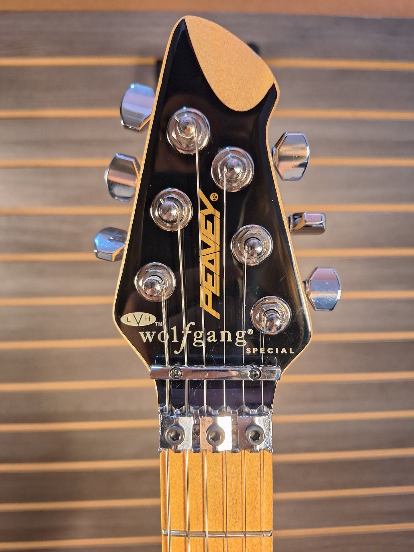 USA Late 1990s Peavey Wolfgang Special With Hard Case Solid Vintage Gold