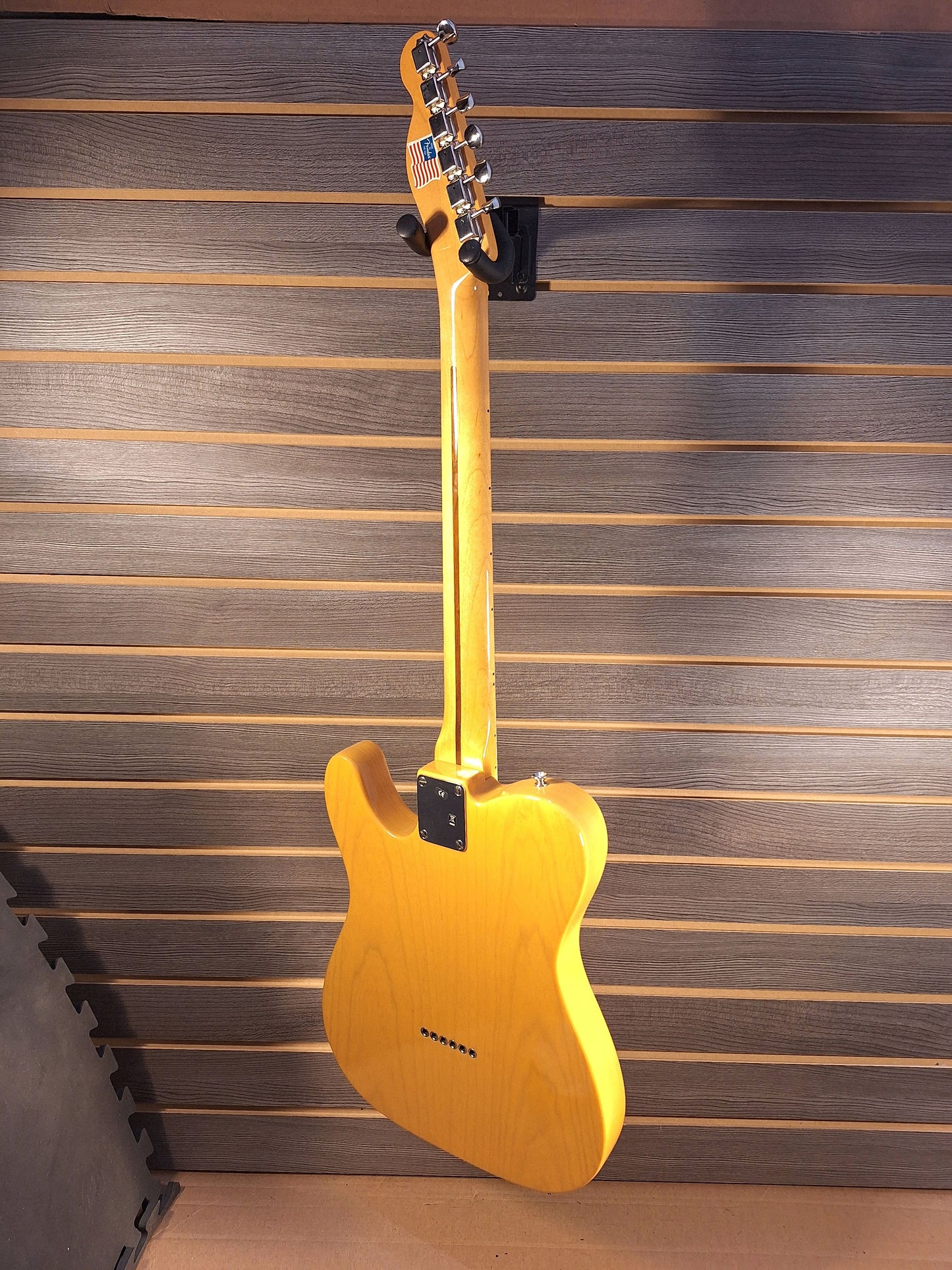 Previously Owned Fender '52 Reissued Tele Butterscotch Blonde With Hard Case