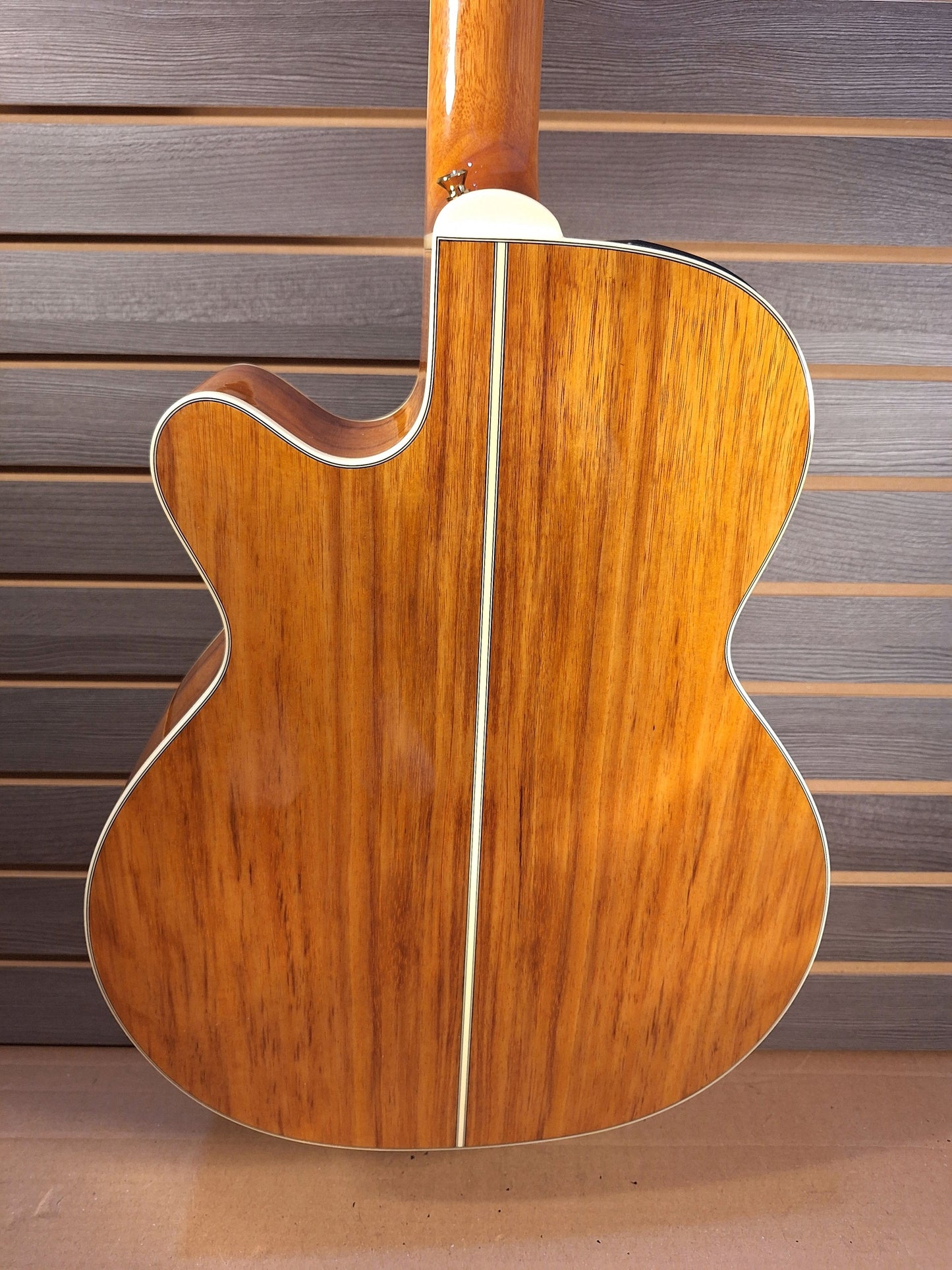 Takamine GN77KCE NAT Acoustic Electric Guitar