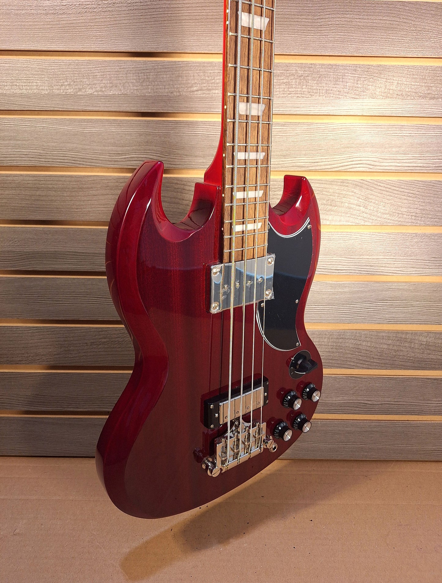 Epiphone SG Electric Bass Cherry