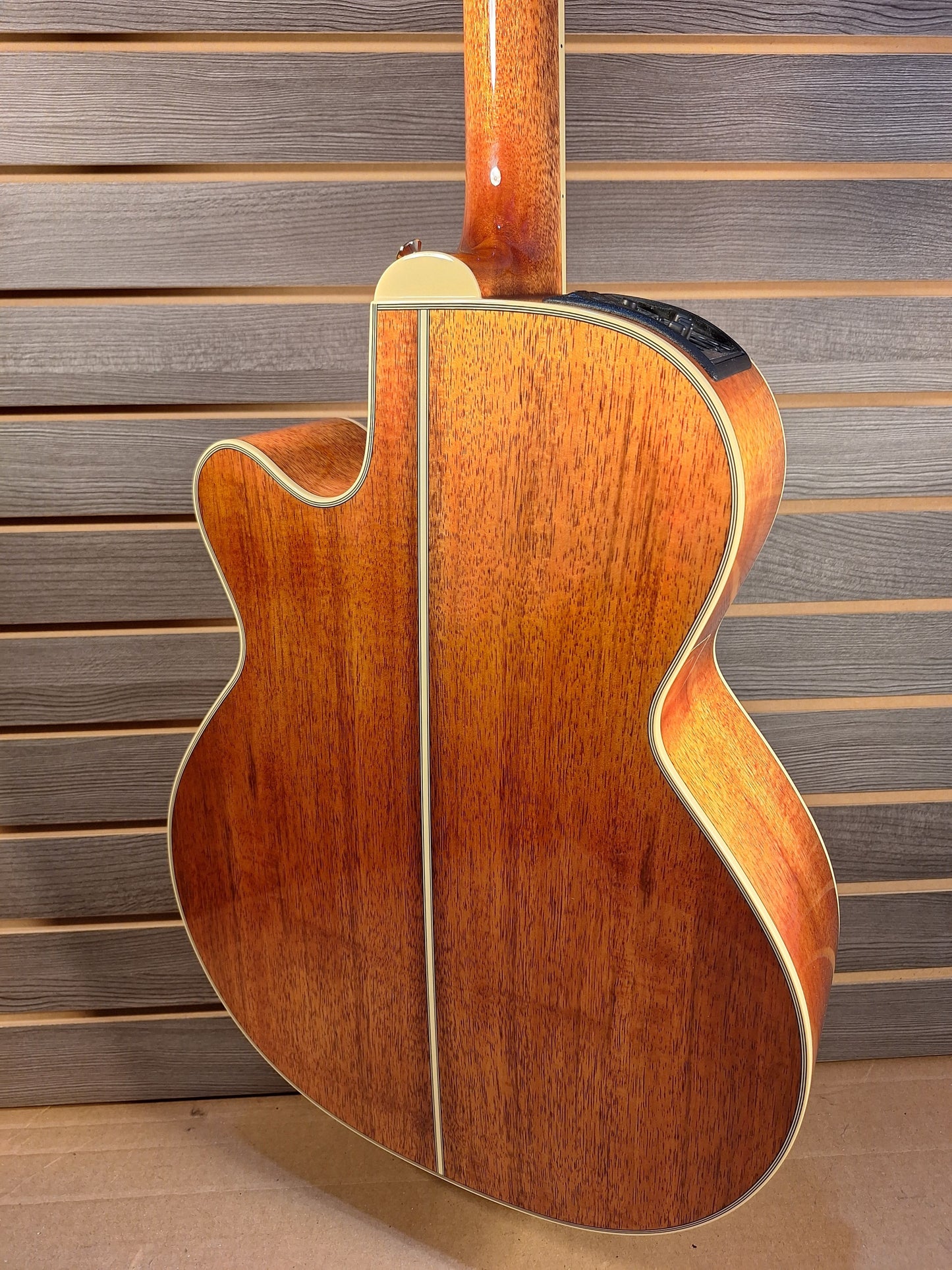 Takamine EF508 KC Acoustic Electric Guitar With Case