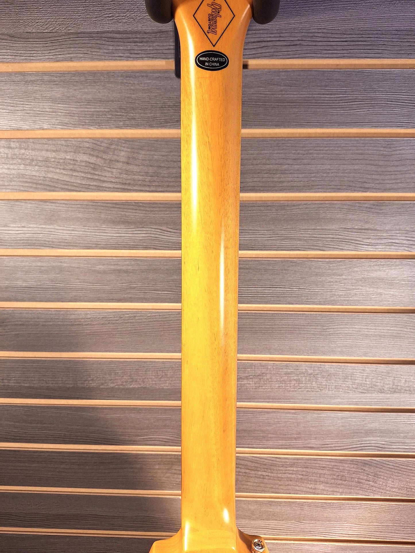 Epiphone 1958 Korina Flying V Gold