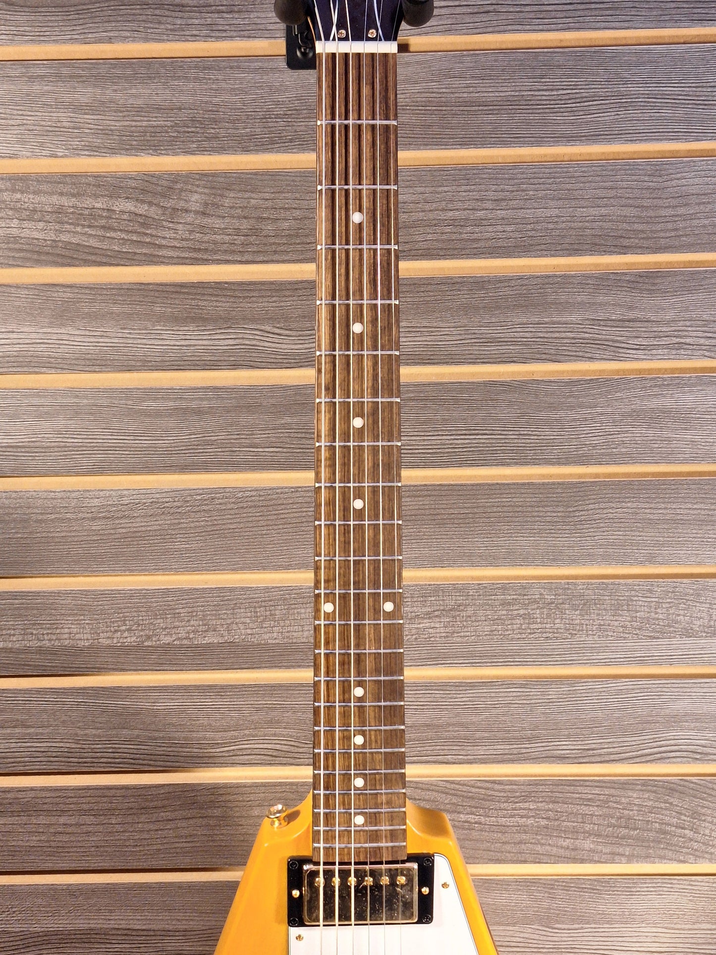 Epiphone 1958 Korina Flying V Gold