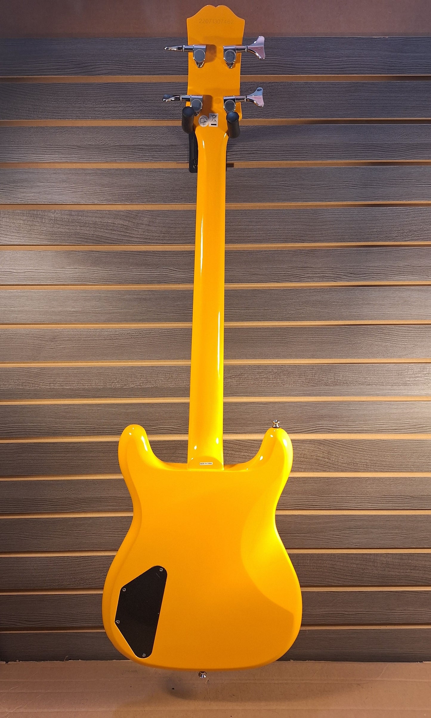 "Used" Epiphone Newport Bass (Short Scale) California Coral