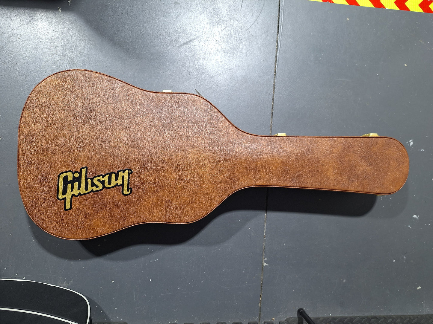 Gibson Dove Original Antique Natural