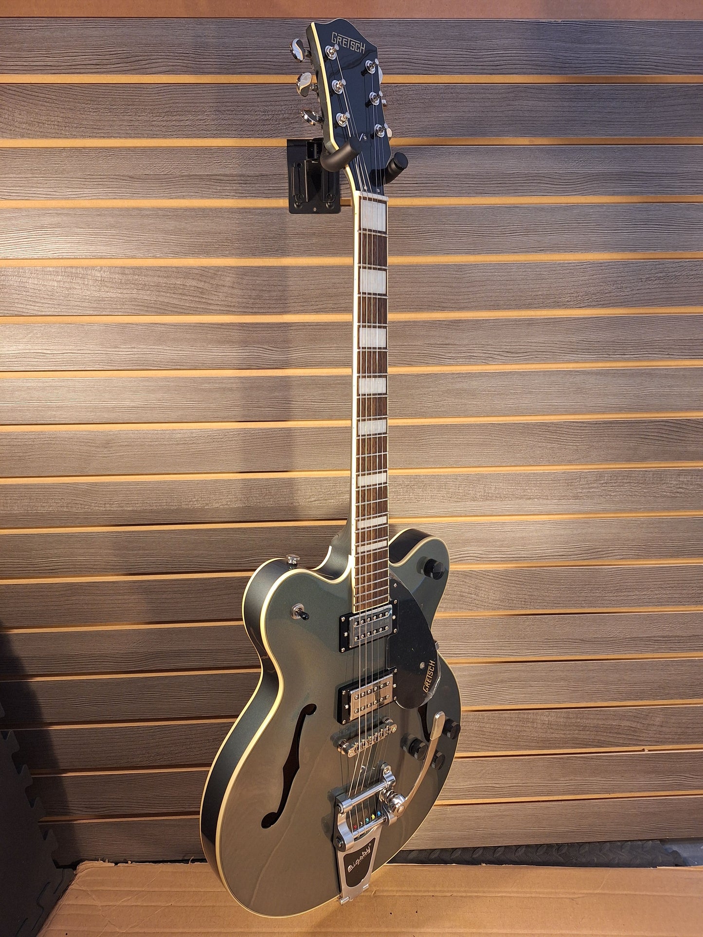 "Used" Gretsch Streamliner G2622T Stirling Green