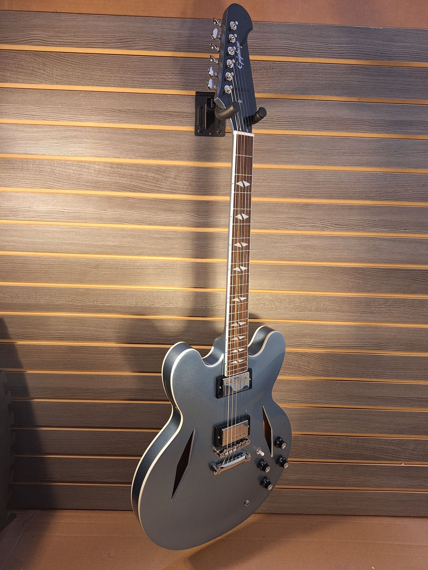 Epiphone Dave Grohl DG-335 Electric Guitar Pelham Blue With Premium Hard Case