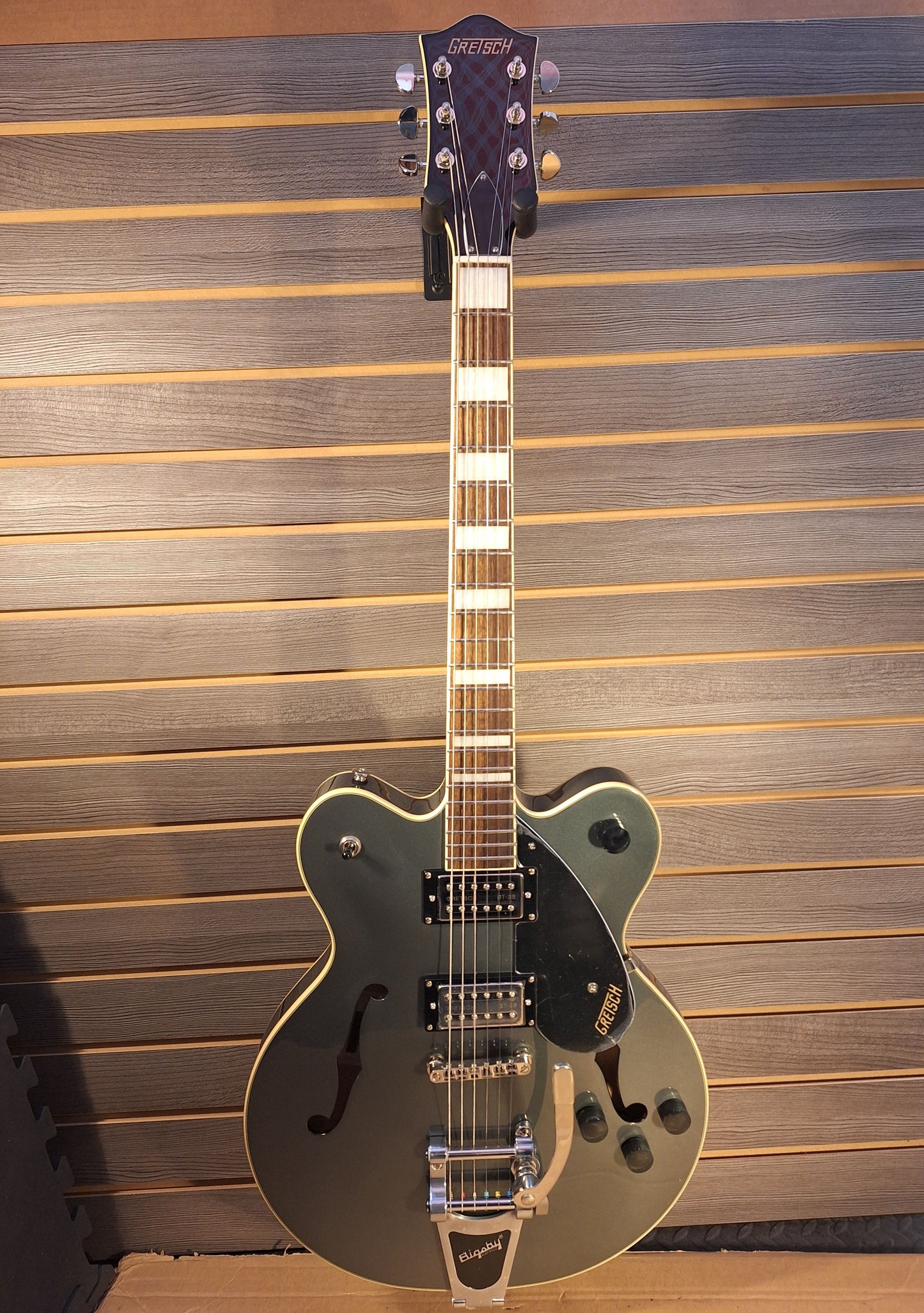 "Used" Gretsch Streamliner G2622T Stirling Green
