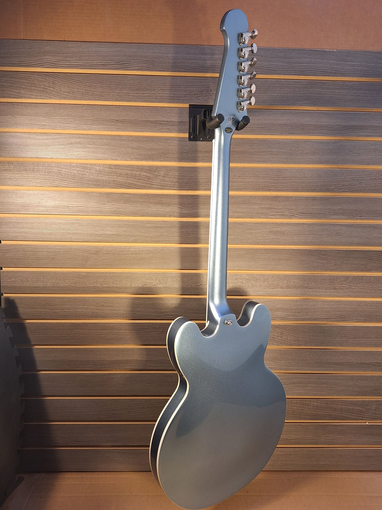 Epiphone Dave Grohl DG-335 Electric Guitar Pelham Blue With Premium Hard Case