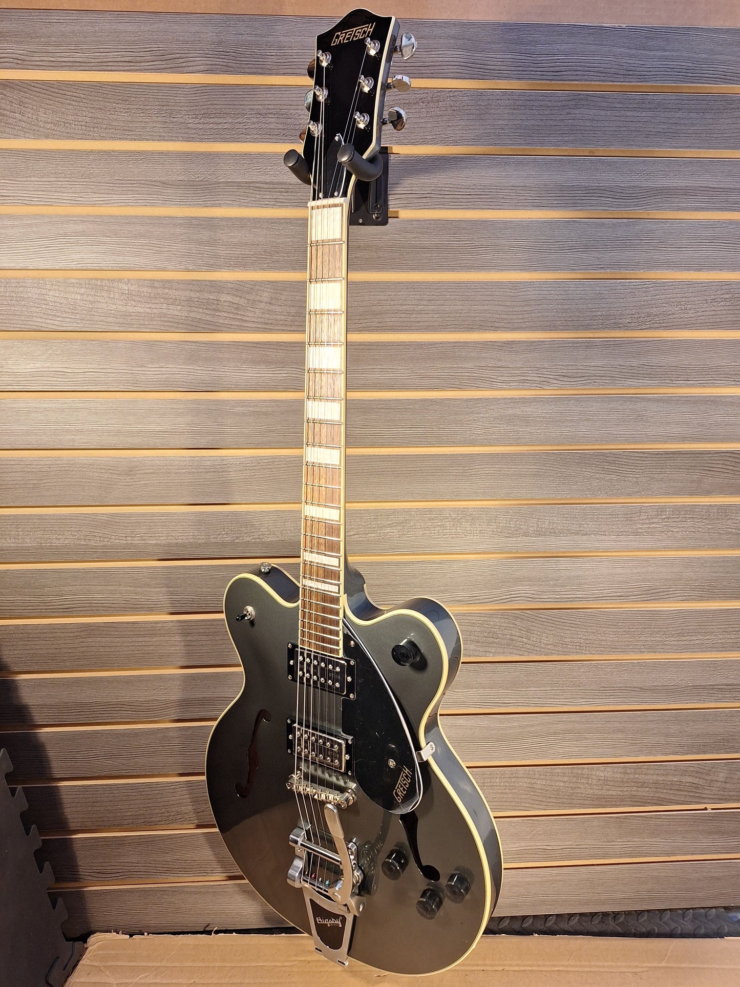 "Used" Gretsch Streamliner G2622T Stirling Green