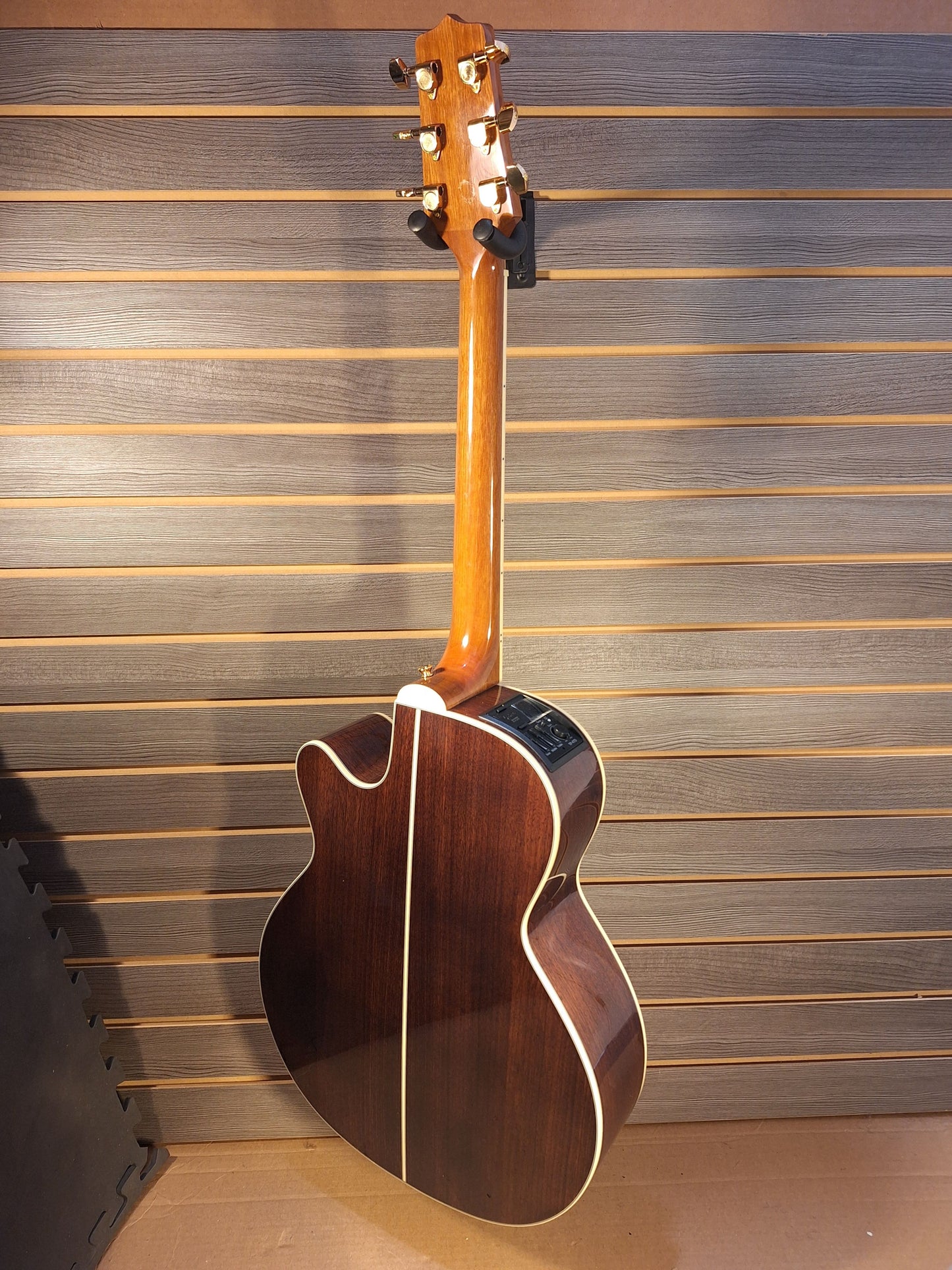 Takamine GN51CE NAT Acoustic Guitar