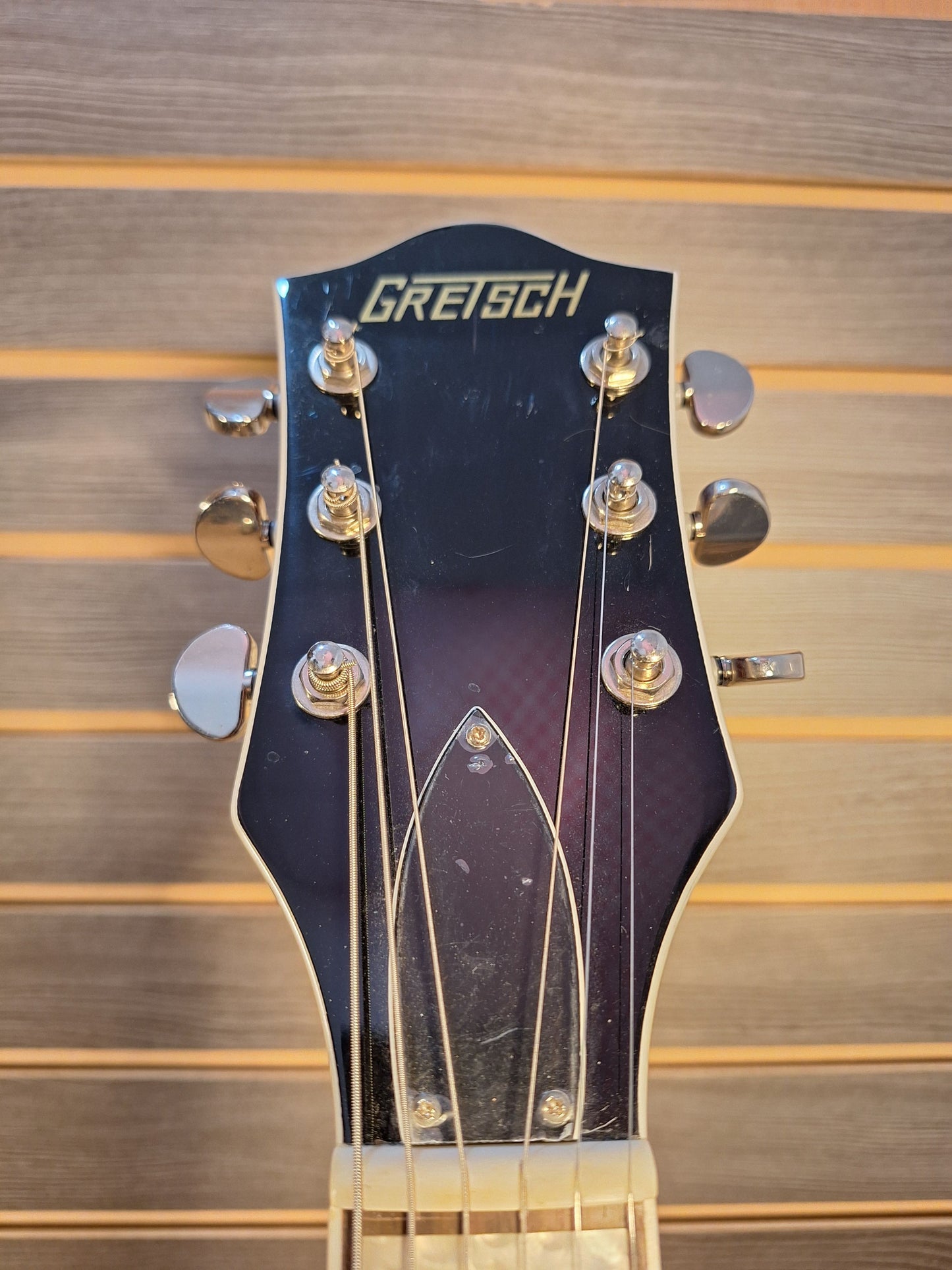 Previously Owned Gretsch G2420T/WS Electric Guitar