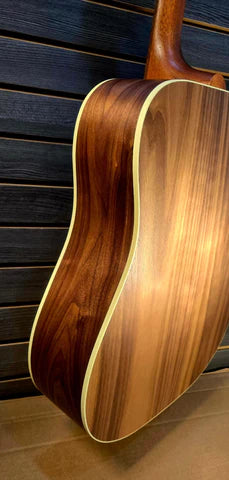 Gibson Hummingbird Vintage Walnutburst with Hardcase