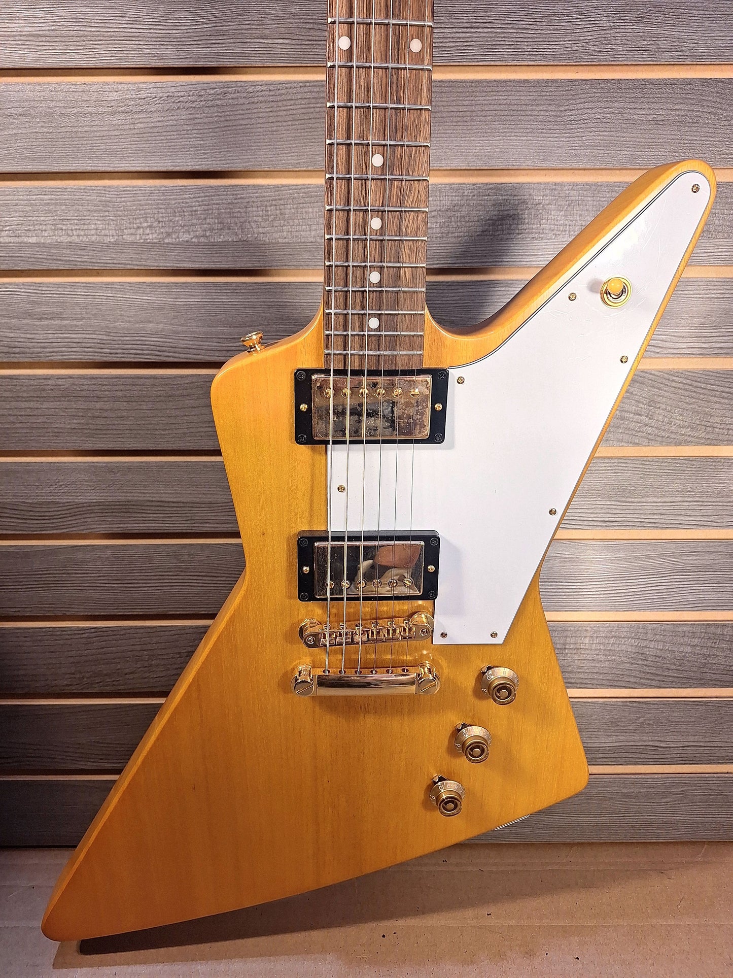 1958 Epiphone Korina Explorer With White Pickguard Hardshell Case Included