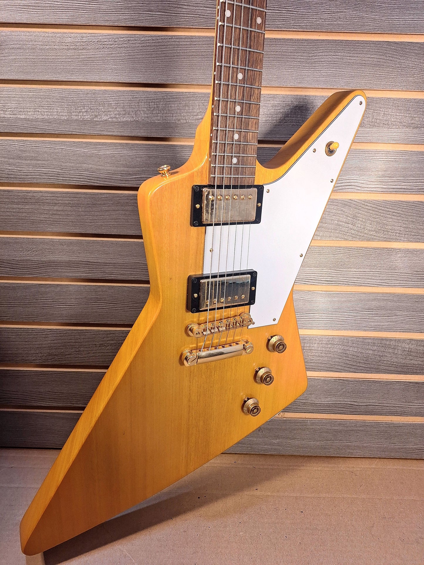 1958 Epiphone Korina Explorer With White Pickguard Hardshell Case Included